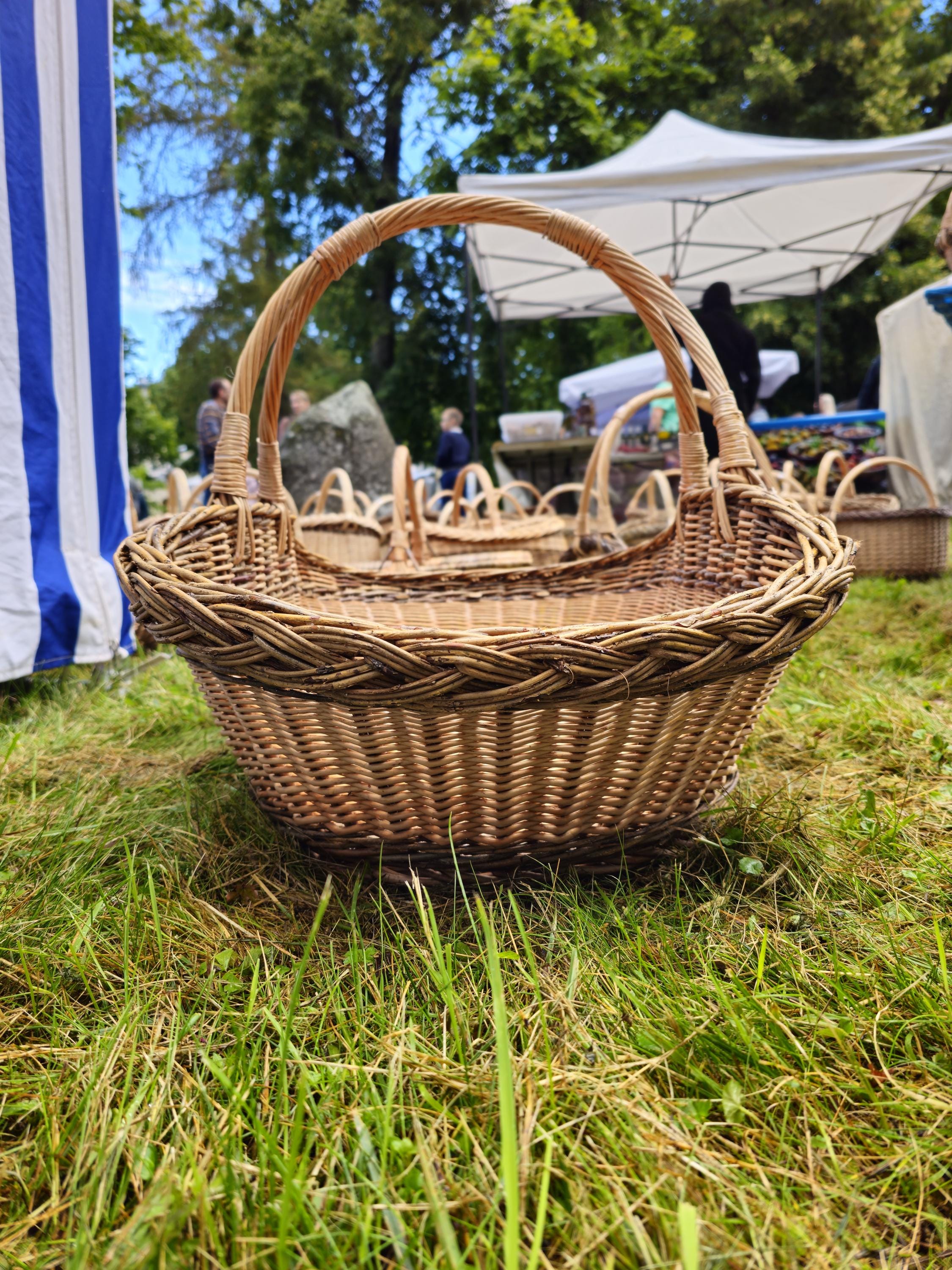 Extra Large Rustic Wicker Basket with Braided Rim