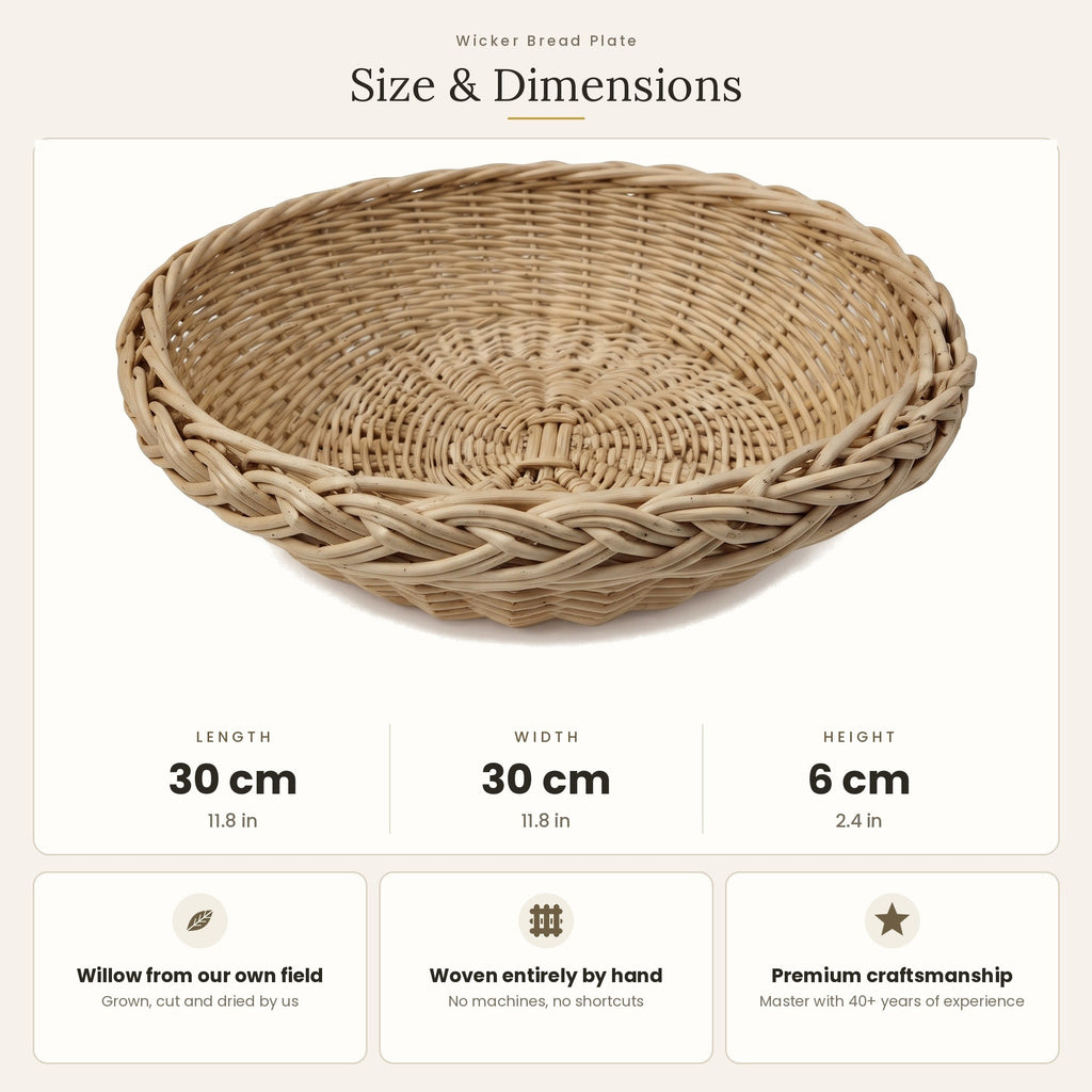 Size chart for the round wicker bread plate showing 30 cm length, 30 cm width and 6 cm height, with notes on willow grown and woven by hand.