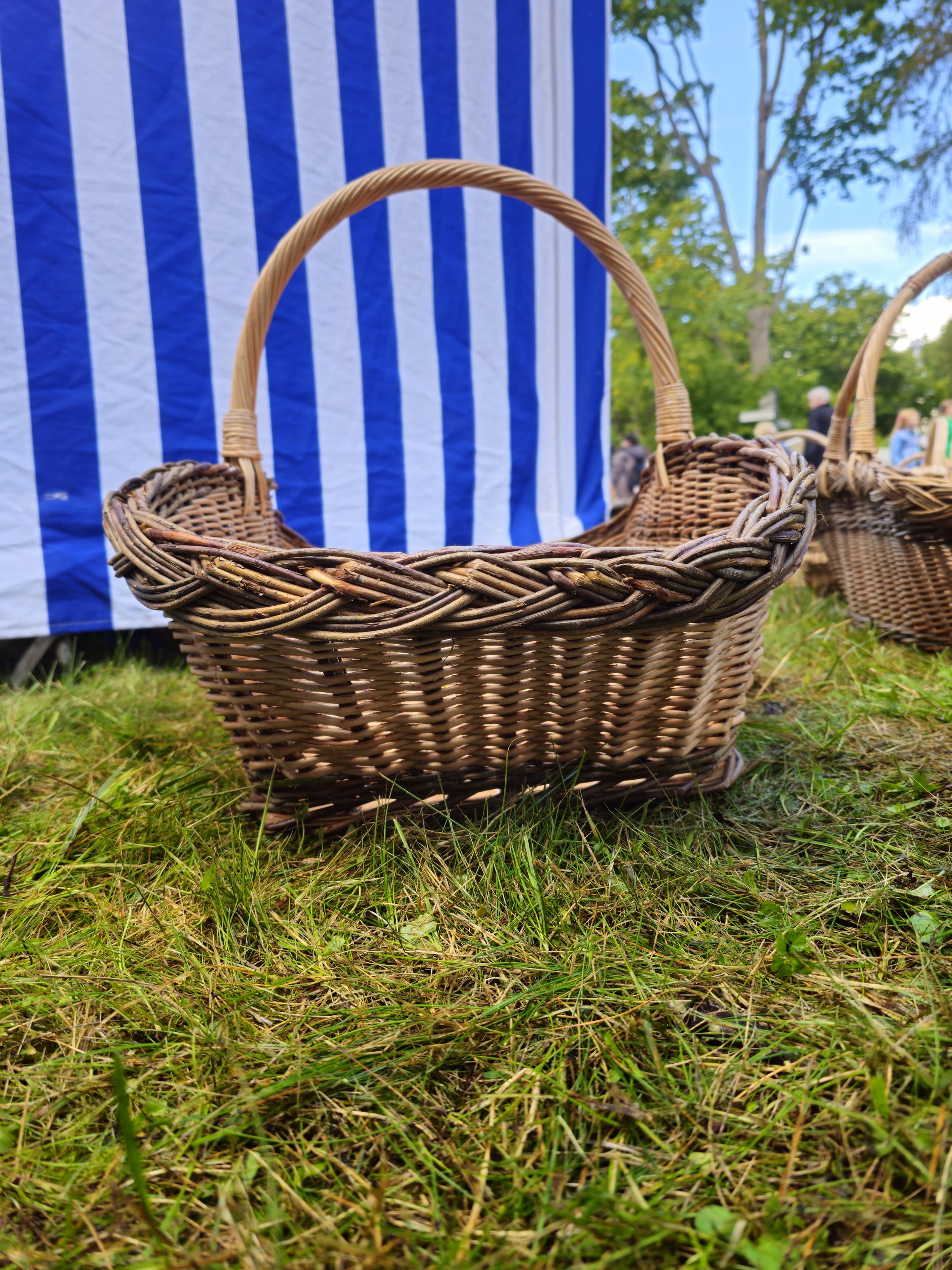 Wicker Gathering Basket with Wooden Base