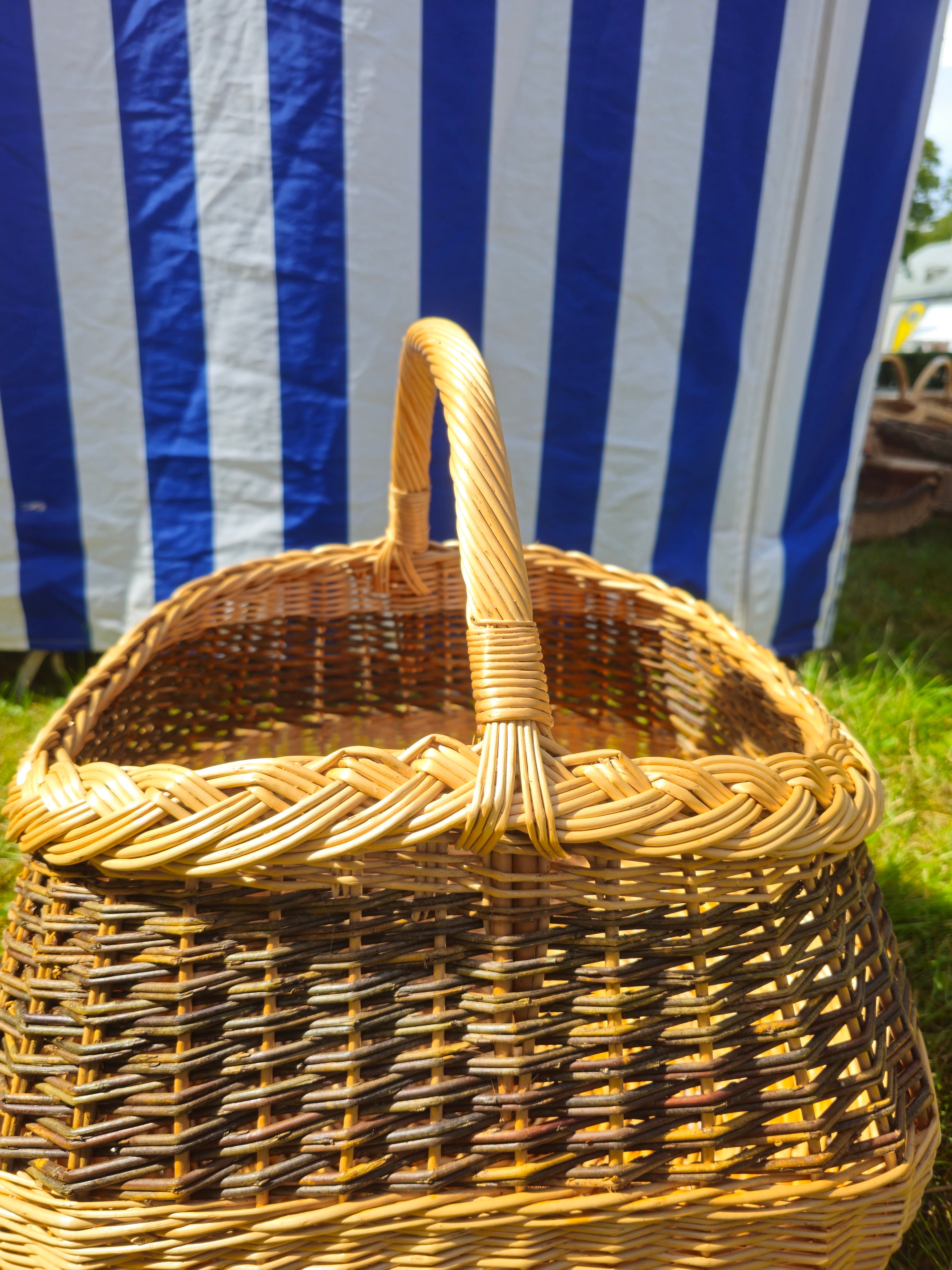 Large Wicker Basket with Rustic Two-Tone Weave