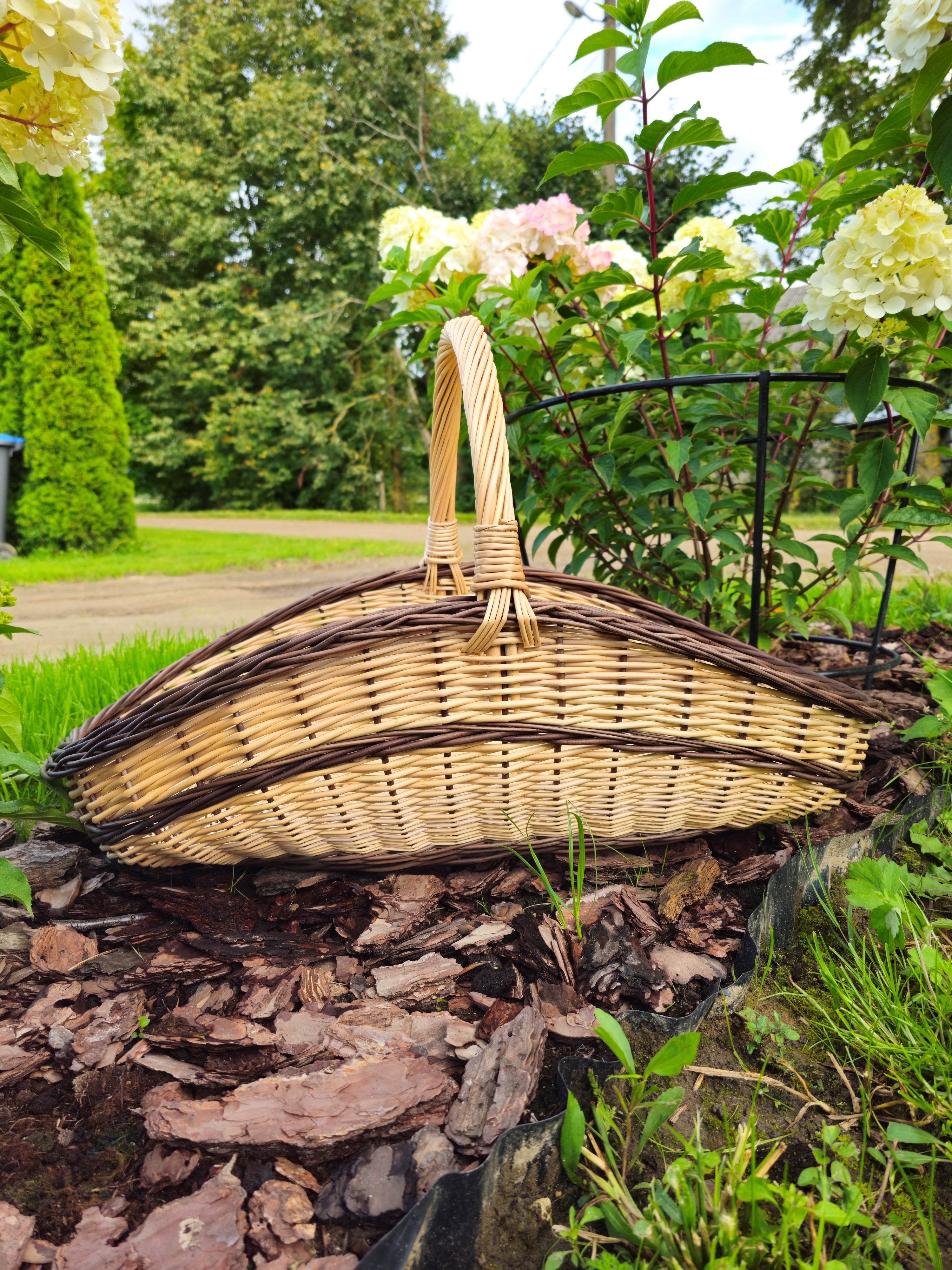 Large wicker basket 027b-1