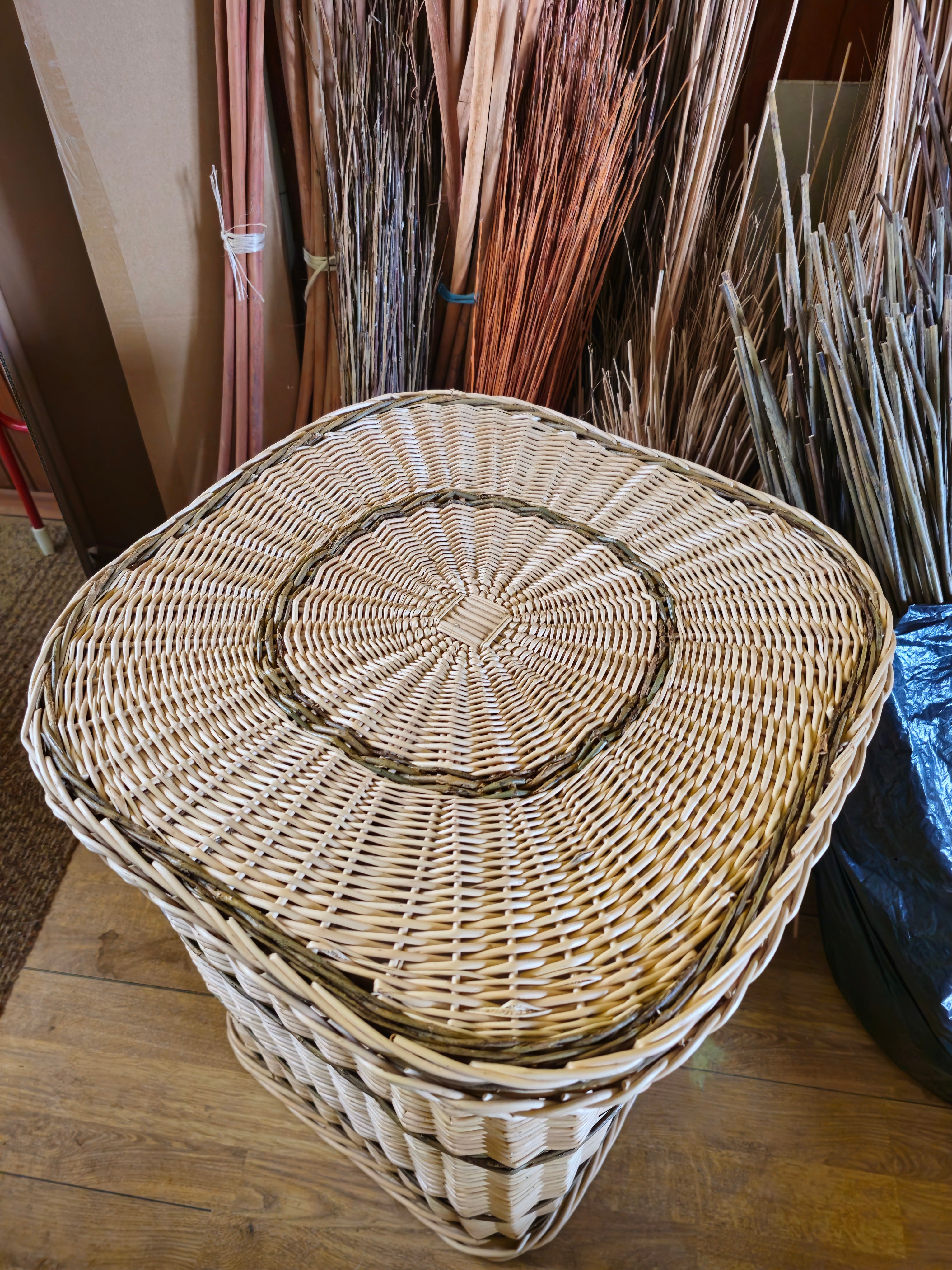 Wicker Laundry Hamper with Lid