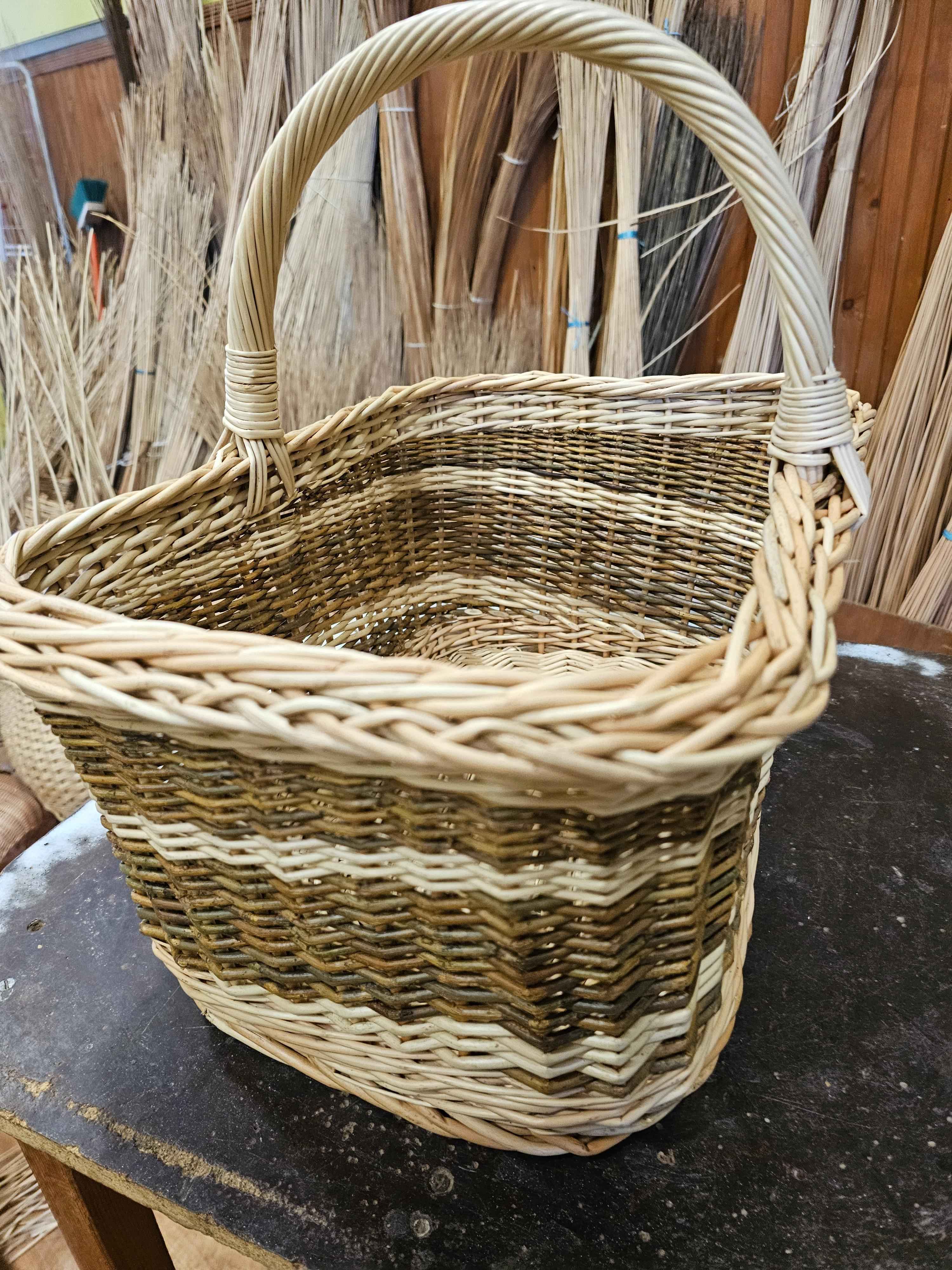 Wicker basket 022r