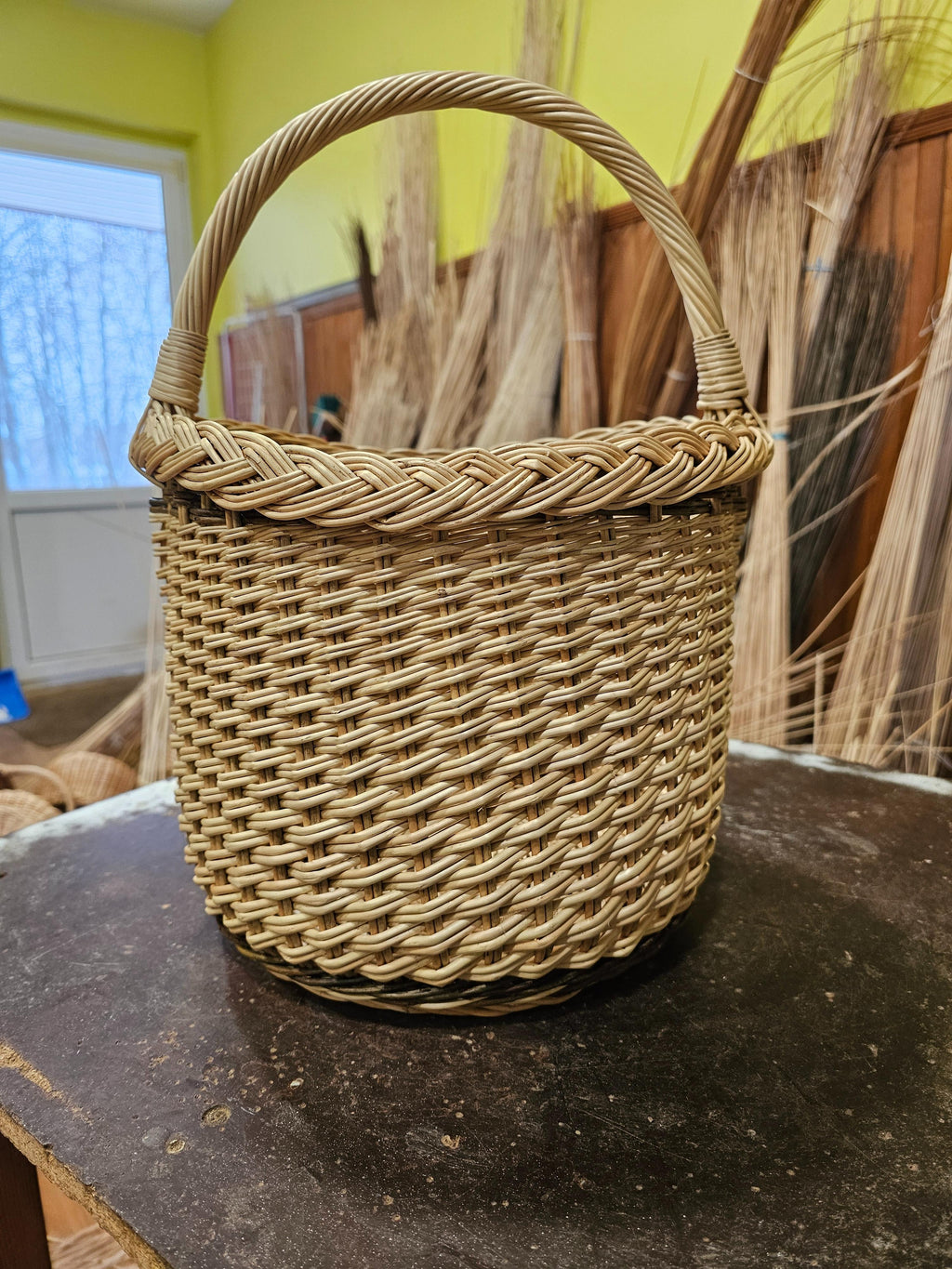 Wicker basket 023r