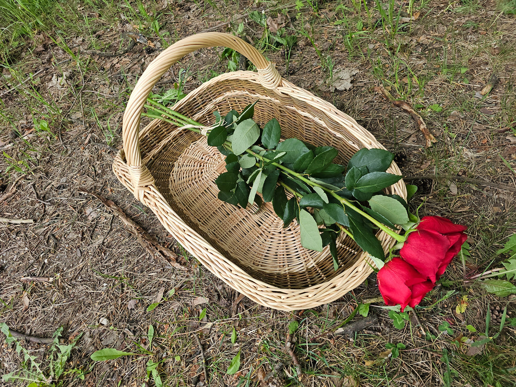 Large wicker basket 027b