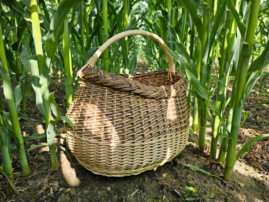 Round Wicker Basket with Handle