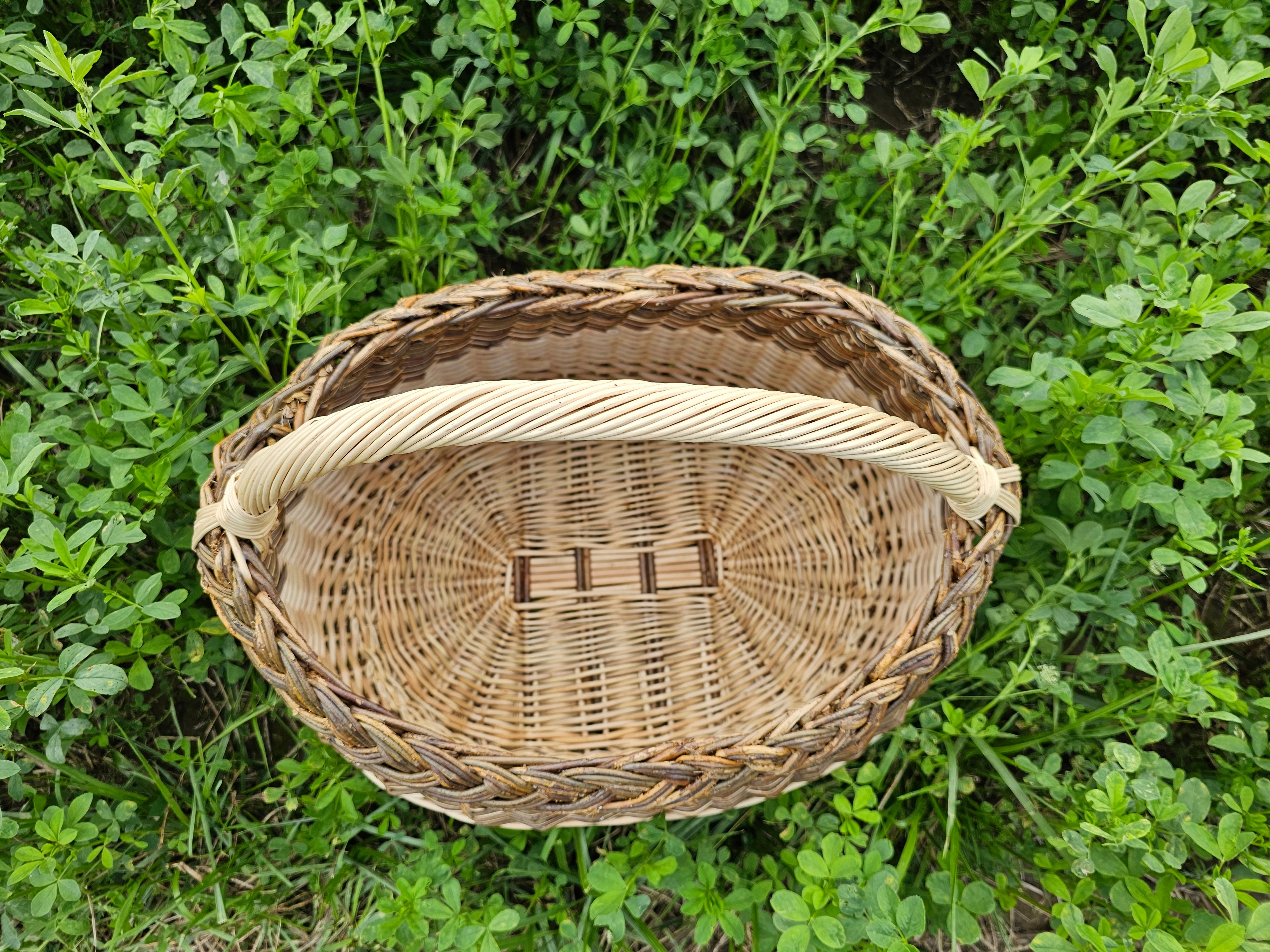 Wicker basket 015r