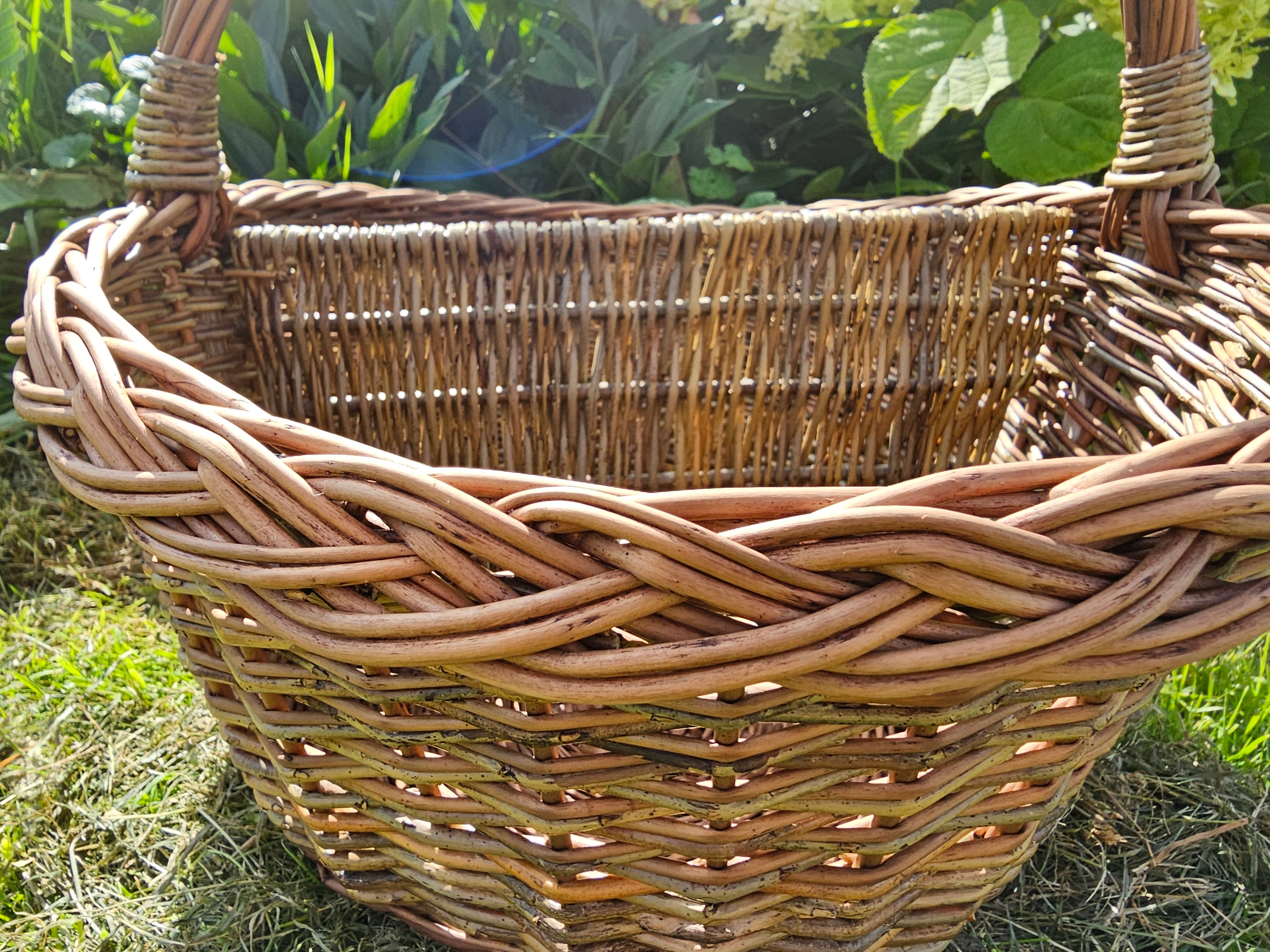 Wicker Picnic Basket with Divider