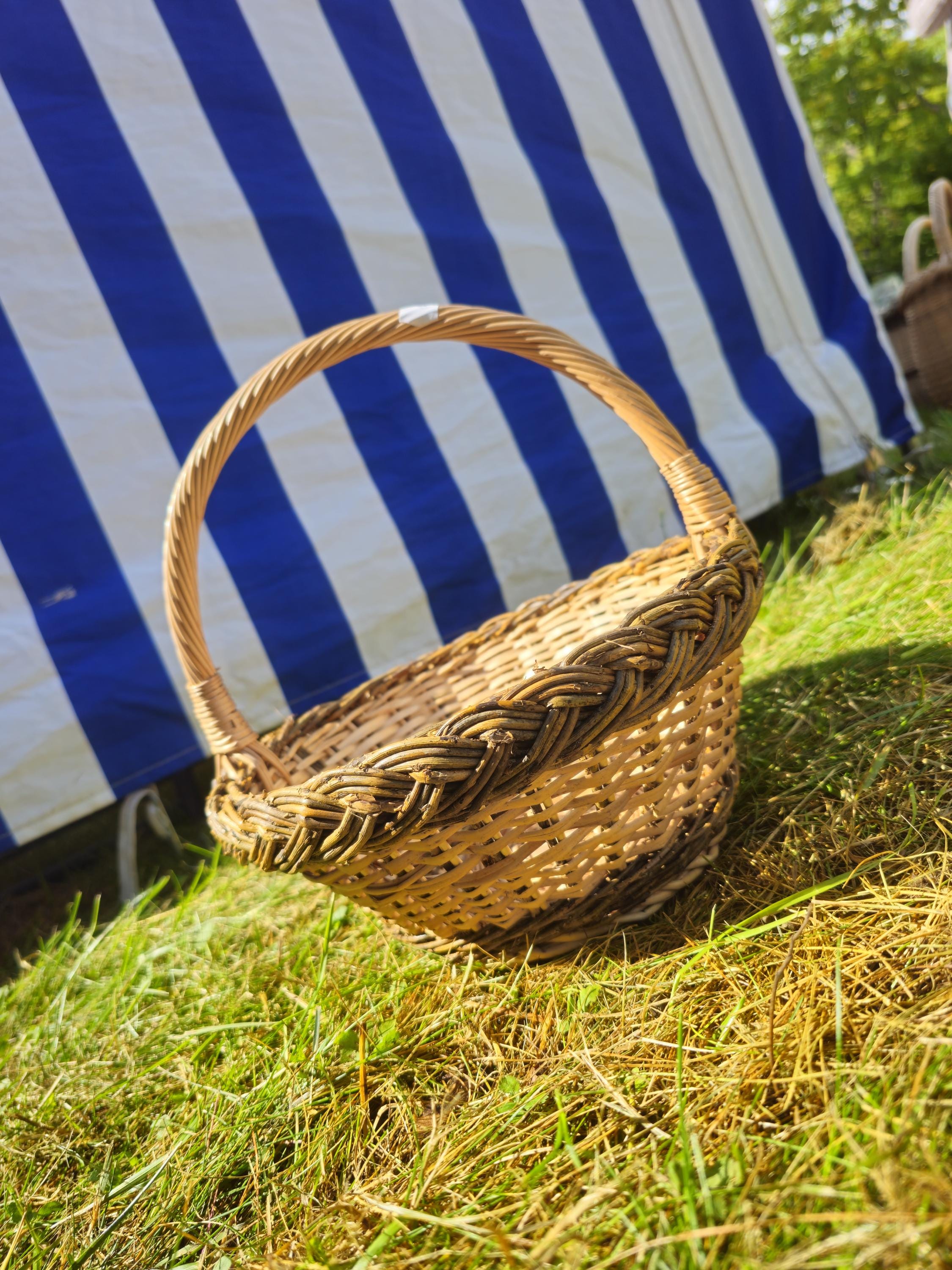 Wicker Basket with Sturdy Handle