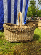 Wicker Foraging Basket with Natural Braided Rim