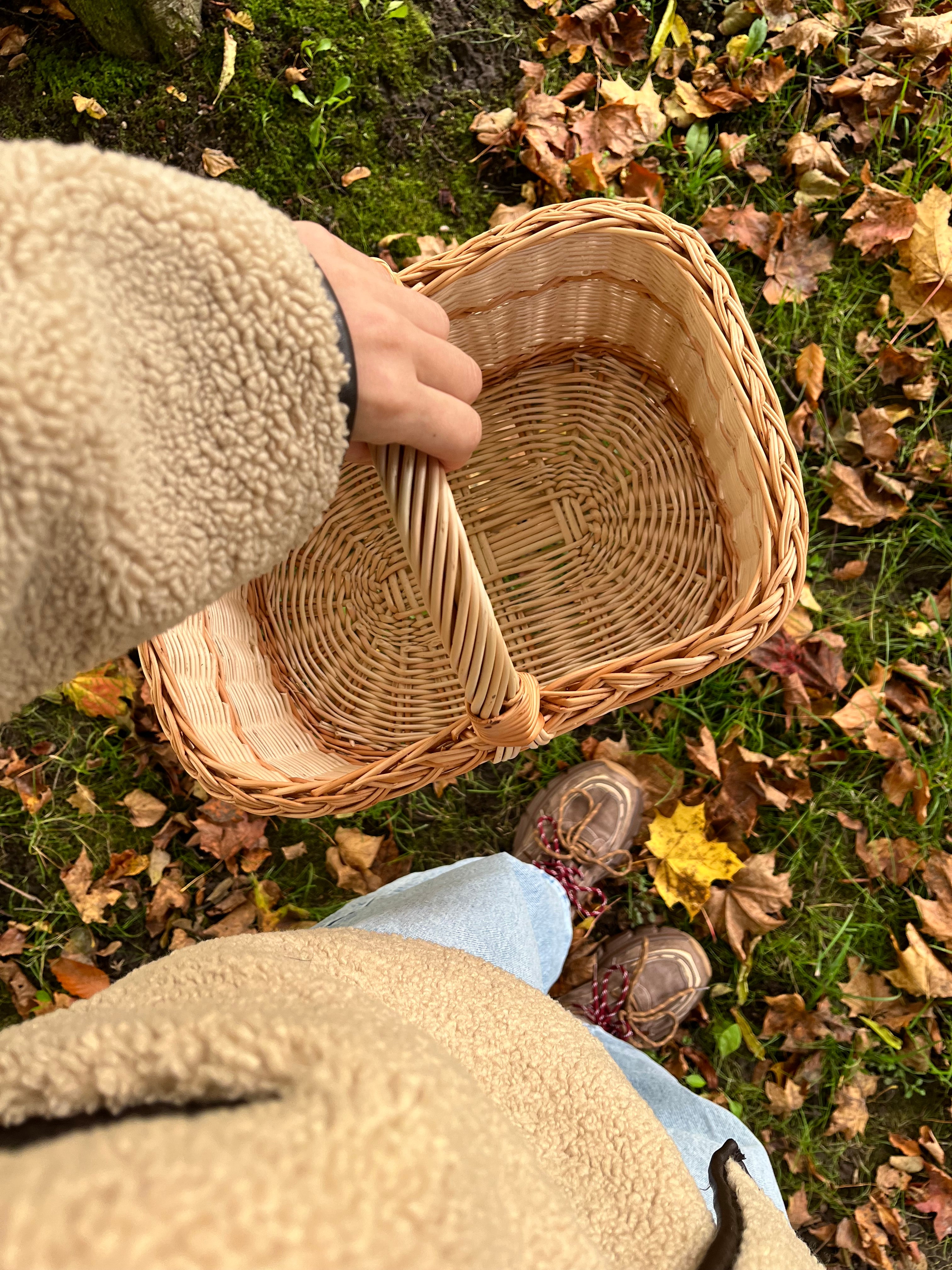 Handmade Willow Basket with Handle