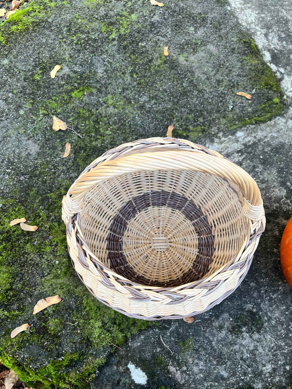 Wicker basket 049b - NaturelyWoven wicker - handmade