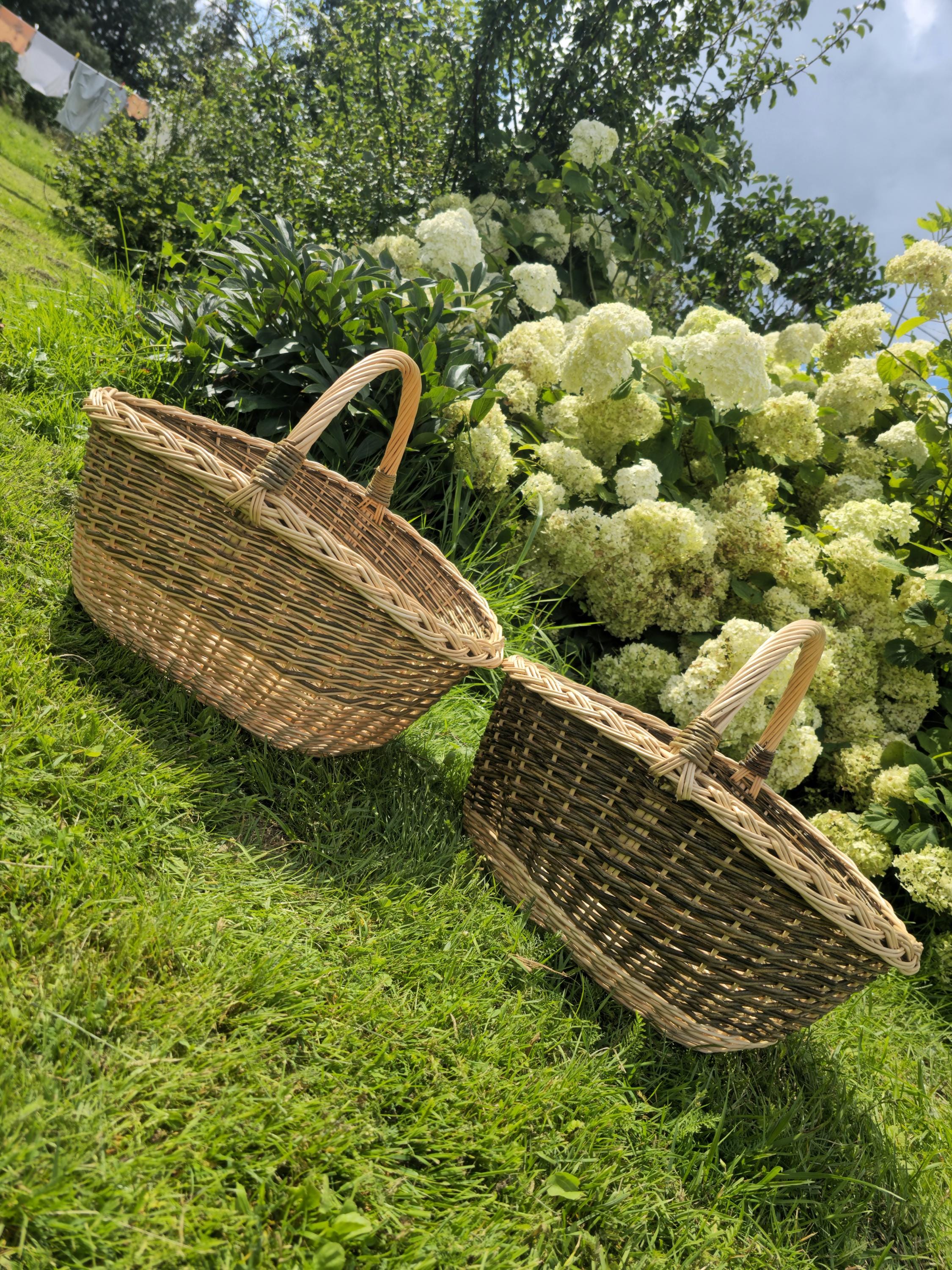 Large Wicker Basket with Sturdy Handle