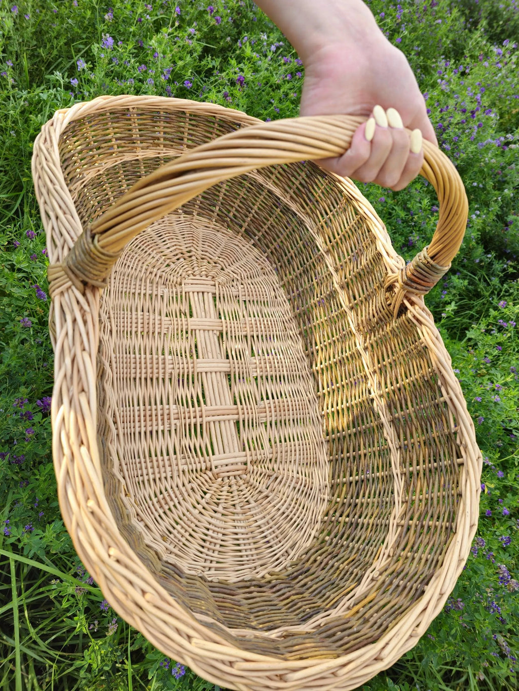 Extra large wicker basket 0004 - NaturelyWoven