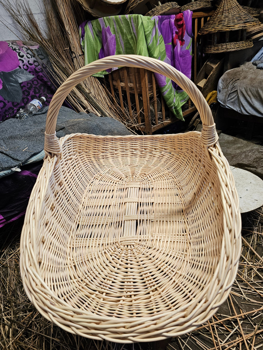 Extra-Large Willow Trug 0027 - NaturelyWoven