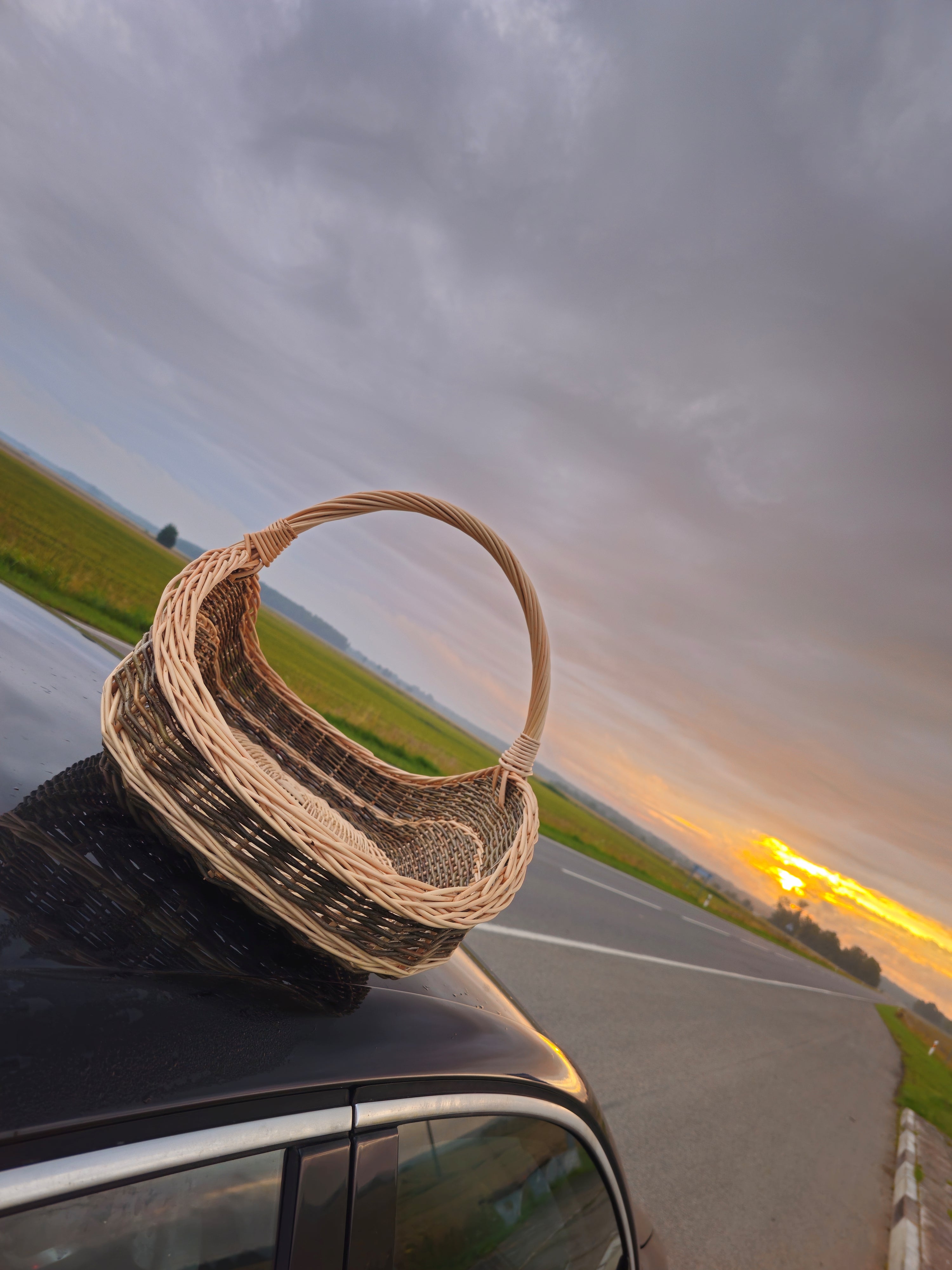 Extra-Large Willow Trug 0027 - NaturelyWoven