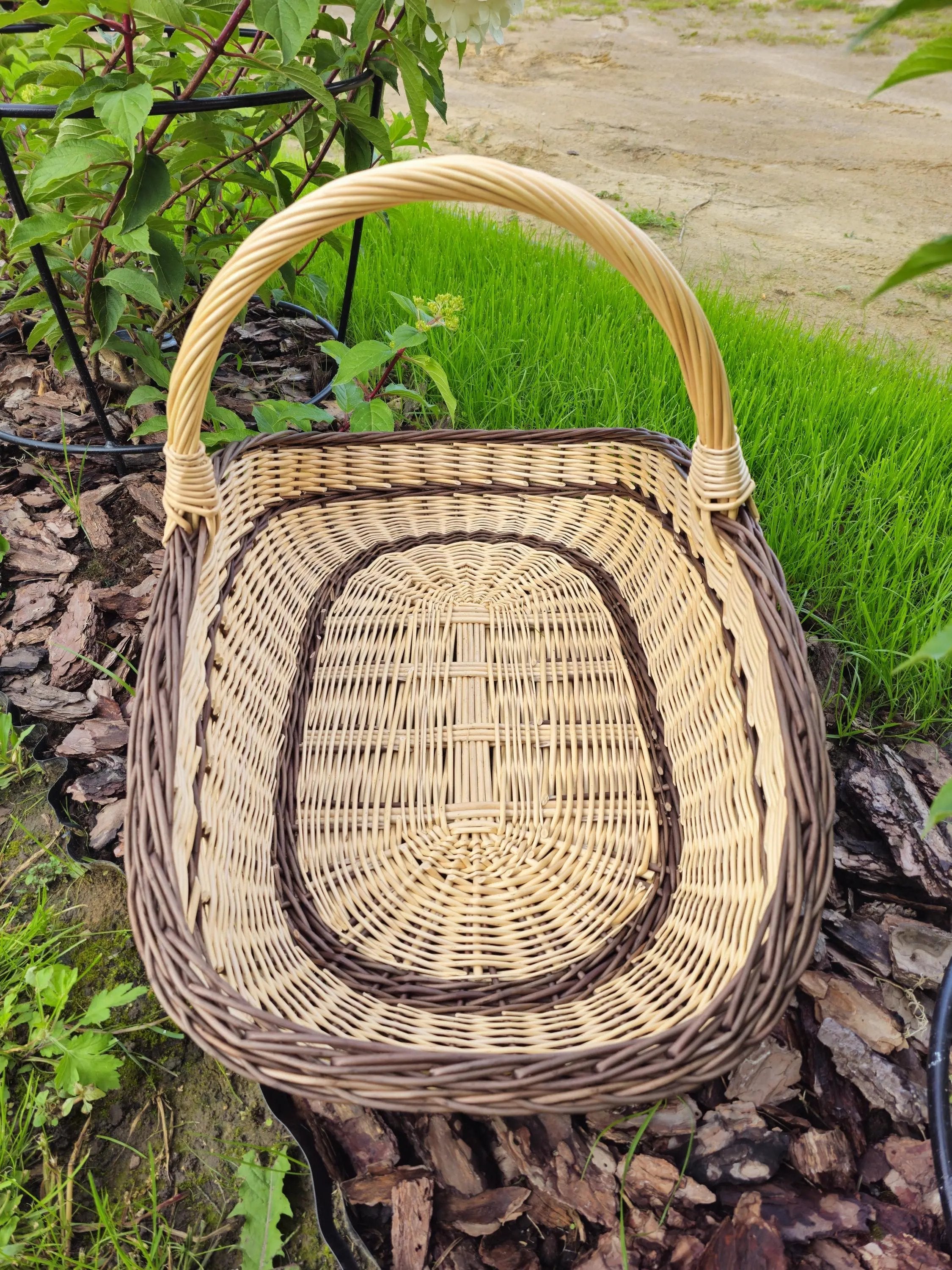 Extra-Large Willow Trug 0027 - NaturelyWoven