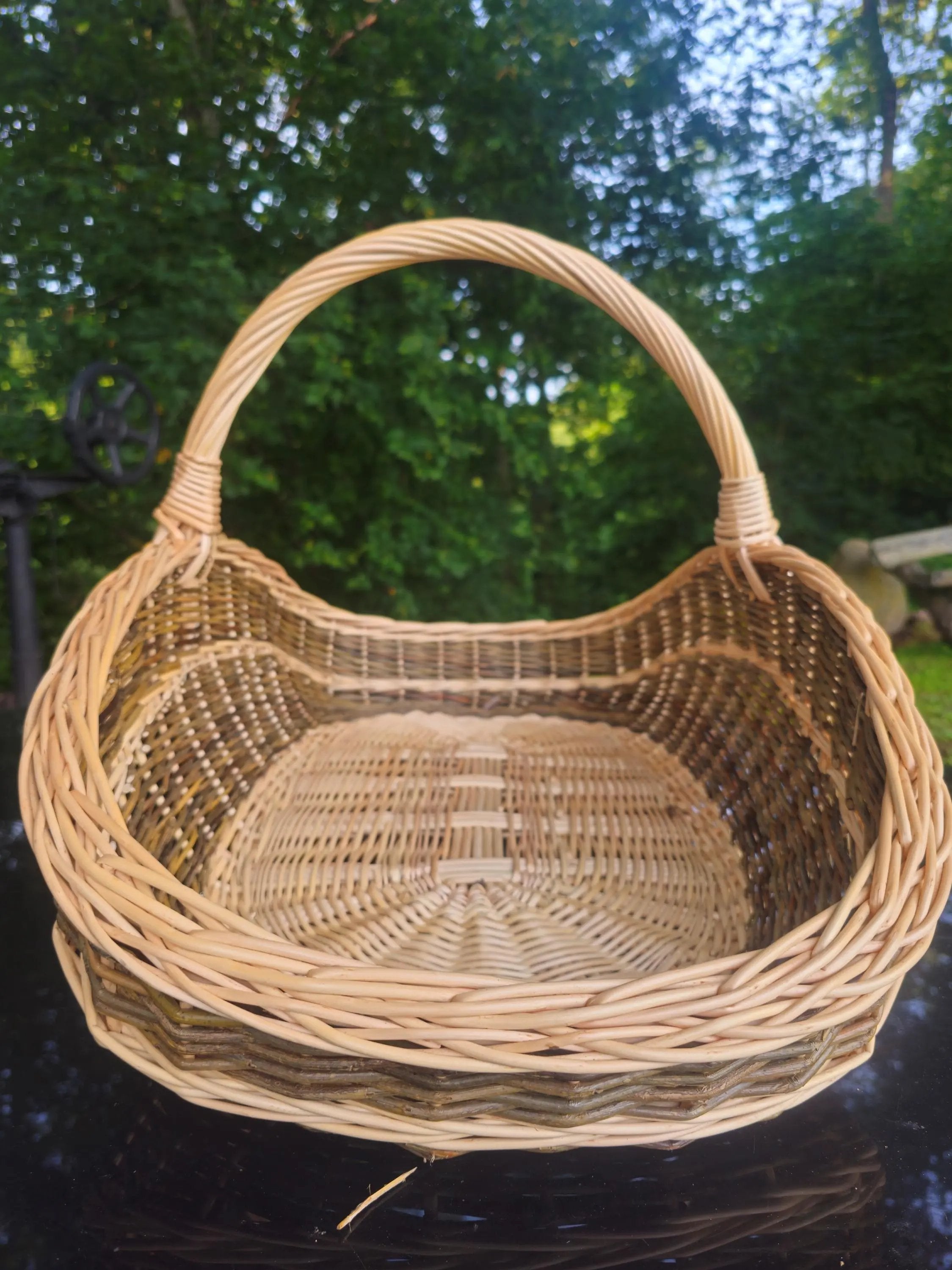 Extra-Large Willow Trug 0027 - NaturelyWoven