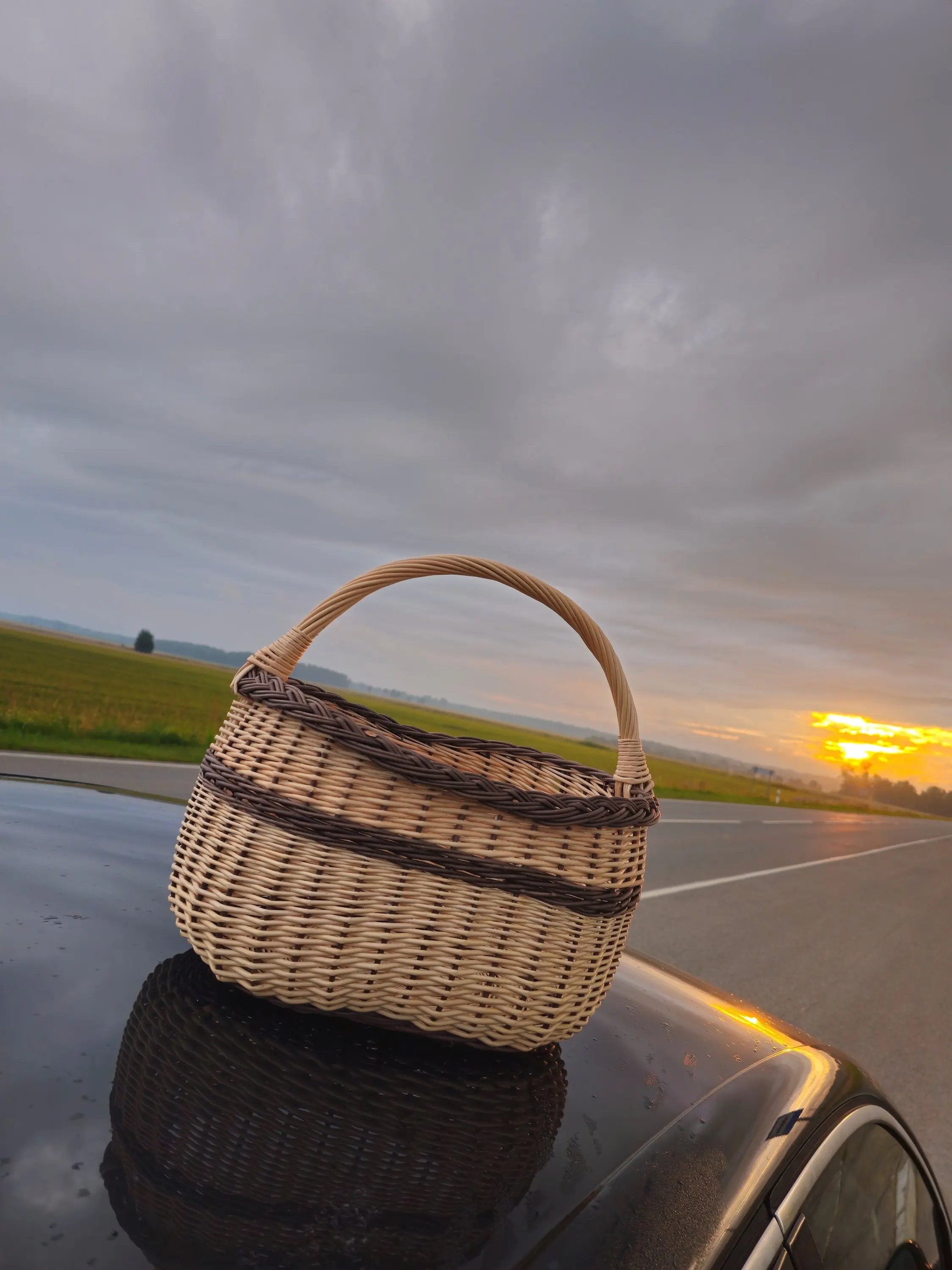 Rustic Natural Willow Foraging Basket - Handmade Wicker - NaturelyWoven