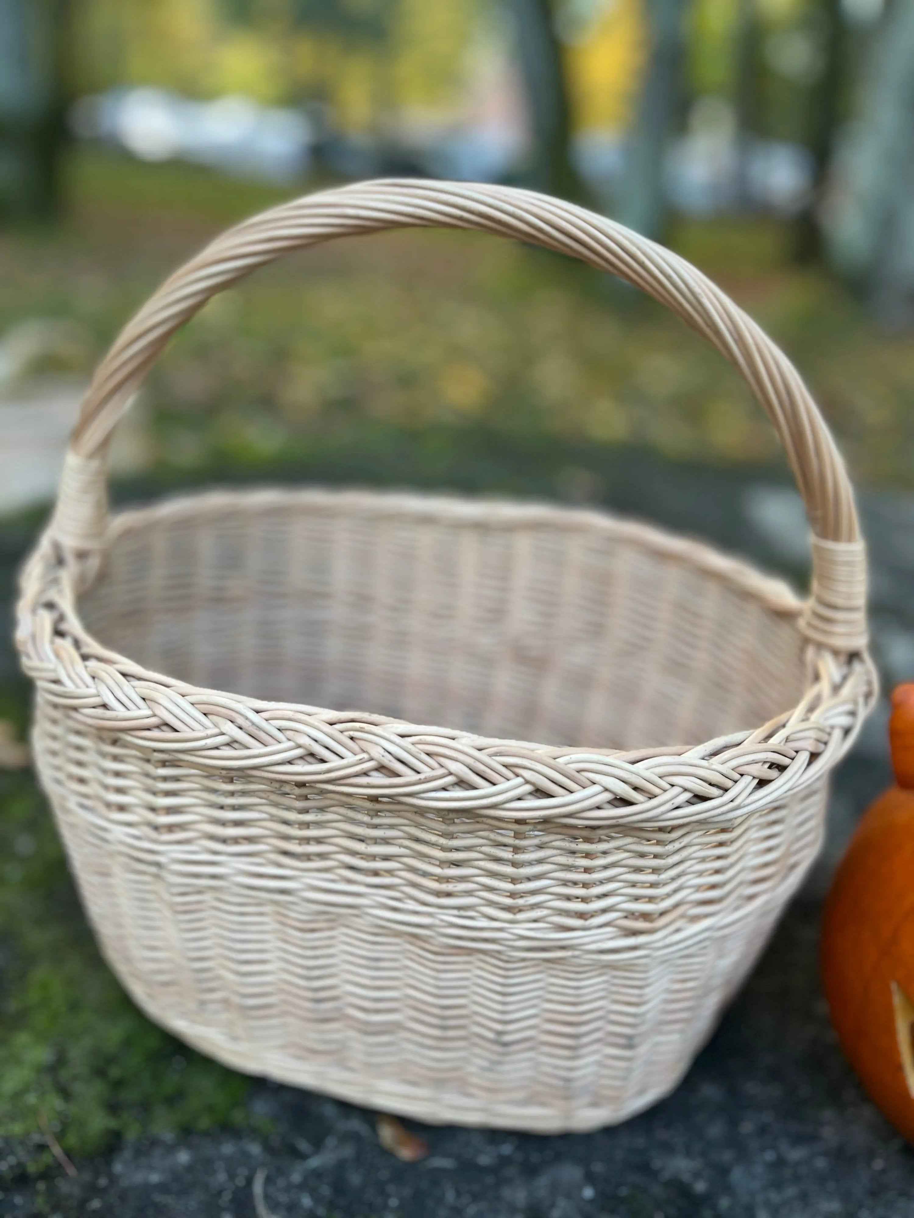 Wicker basket 026b - NaturelyWoven wicker - handmade