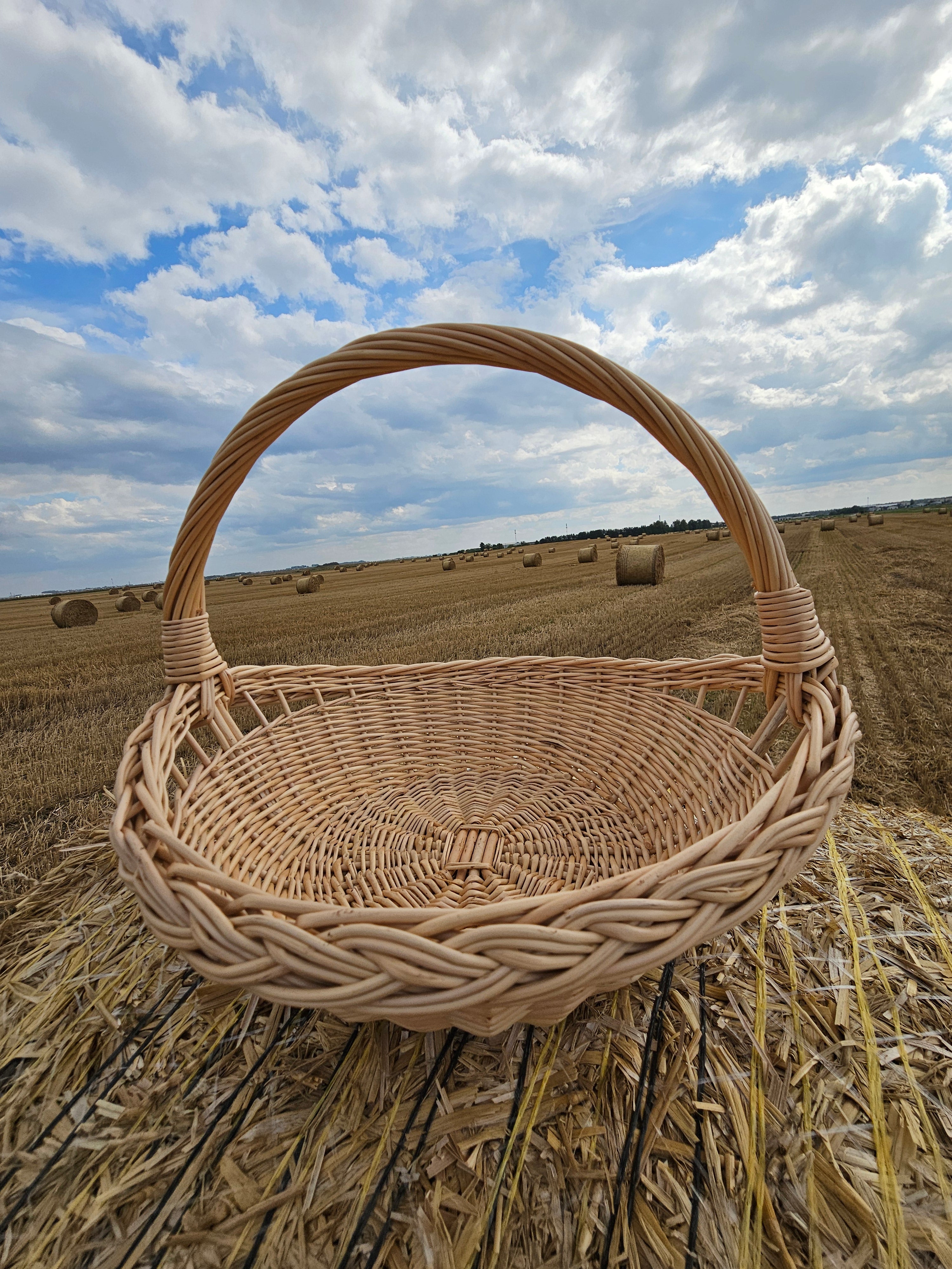 Handmade Wicker Basket – Rustic Willow Trug for Bread Serving & Garden Gathering - NaturelyWoven