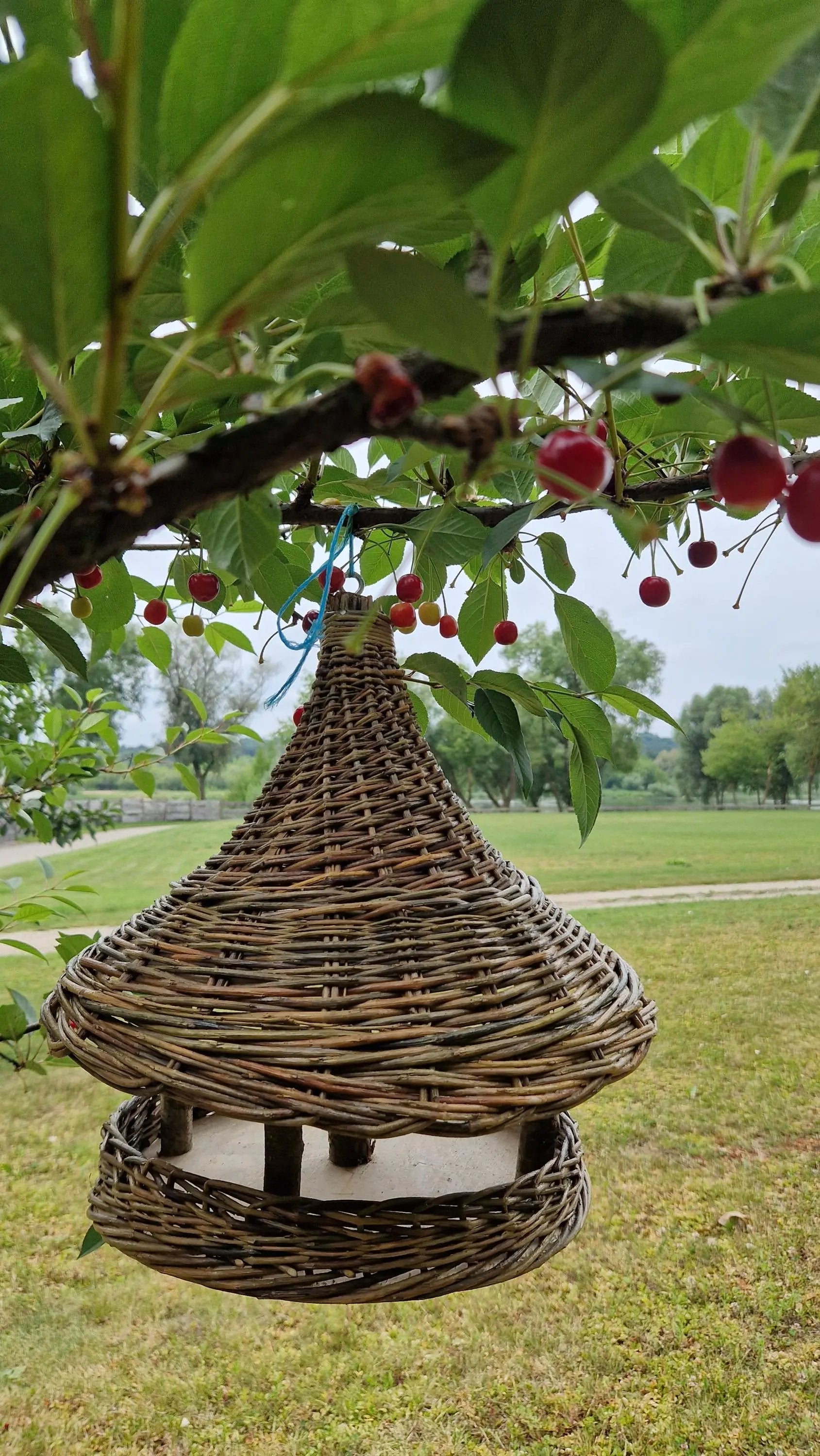 Wicker Bird Feeder - Hanging Willow Roof Garden Feeder - NaturelyWoven