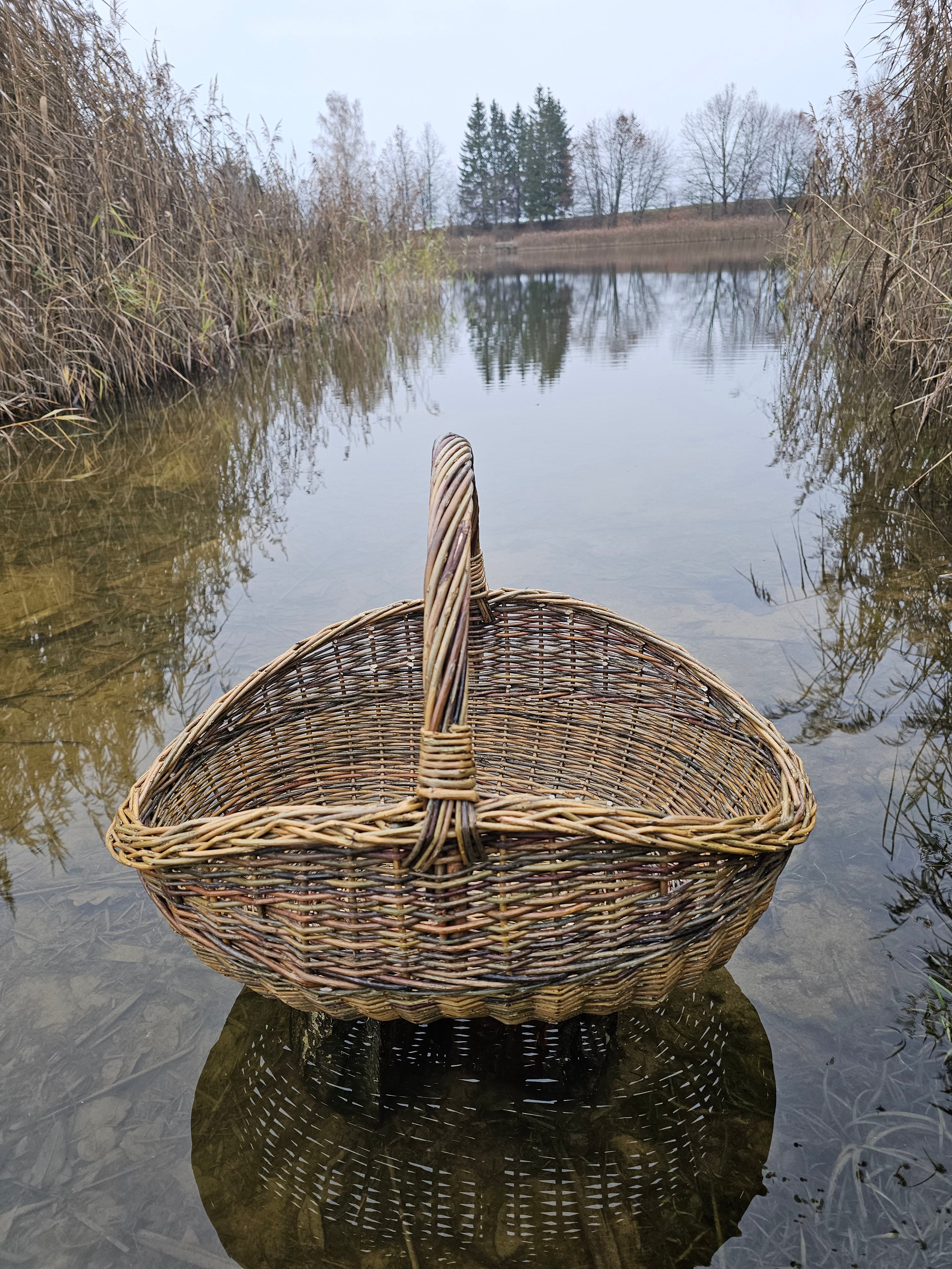 Handwoven Wicker Basket - Natural Foraging Basket for Harvesting & Mushroom Picking - NaturelyWoven