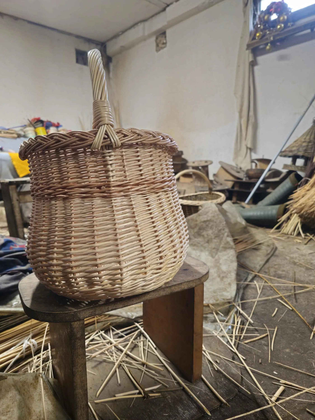 Wicker basket 046b - NaturelyWoven wicker - handmade