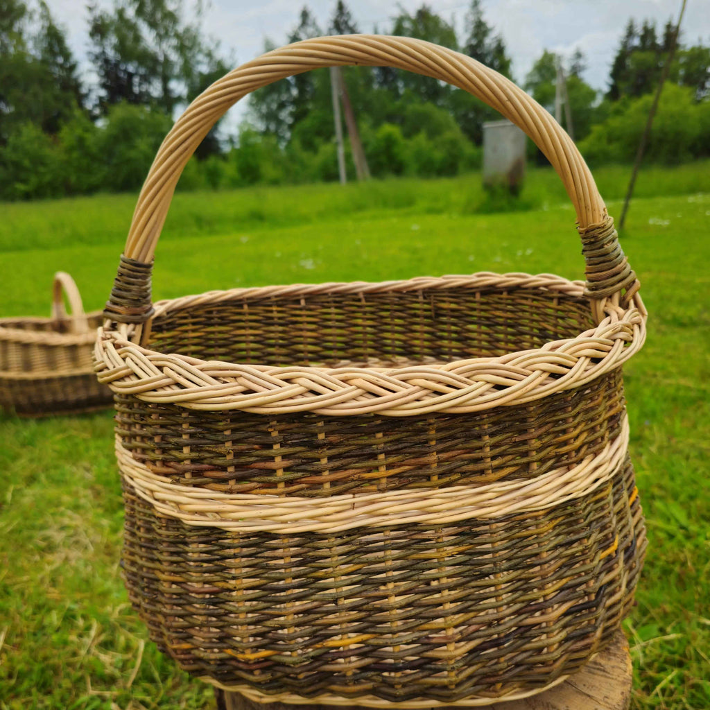 Wicker basket 046b - NaturelyWoven wicker - handmade