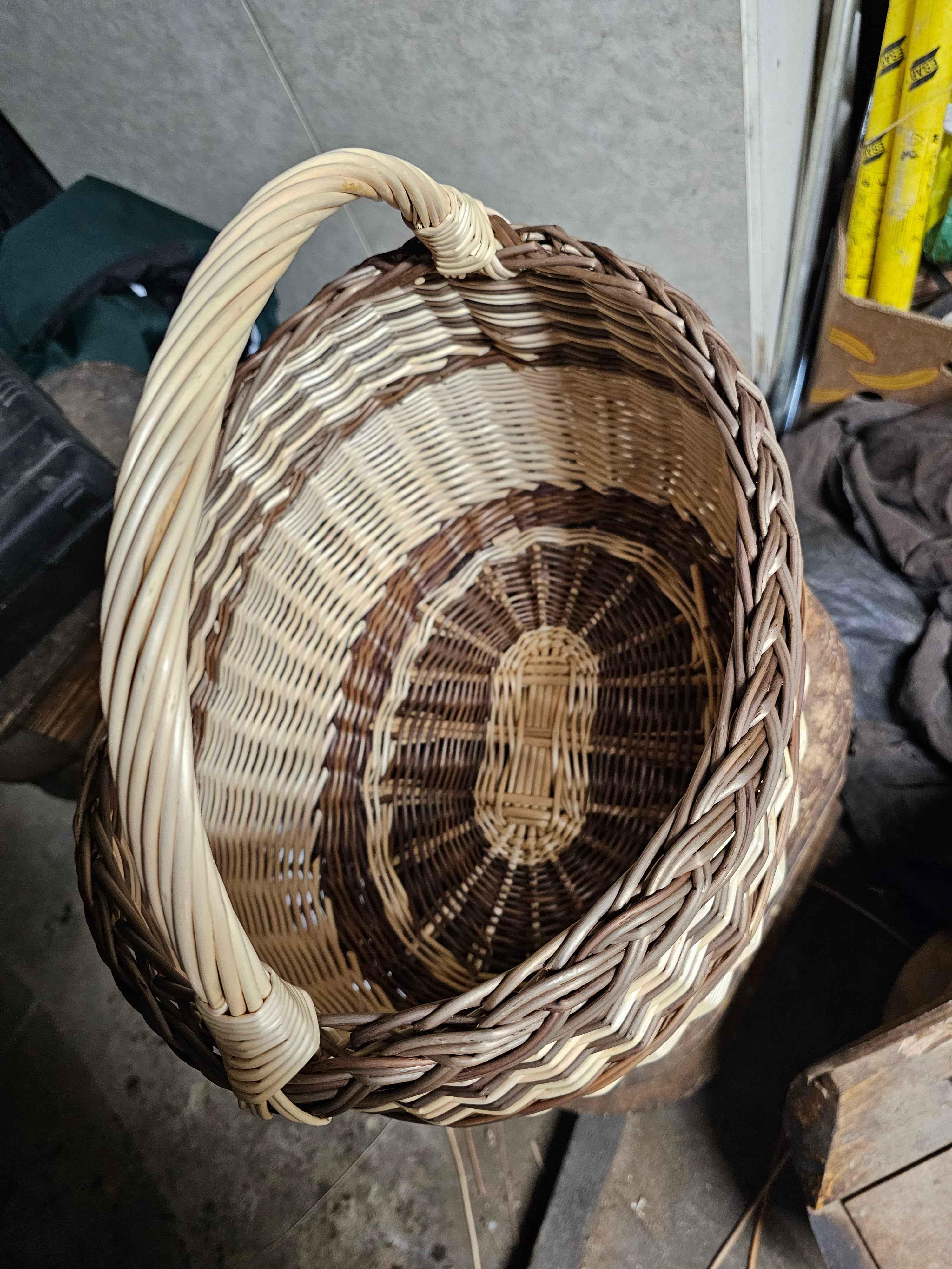 Wicker basket 039b - NaturelyWoven wicker - handmade