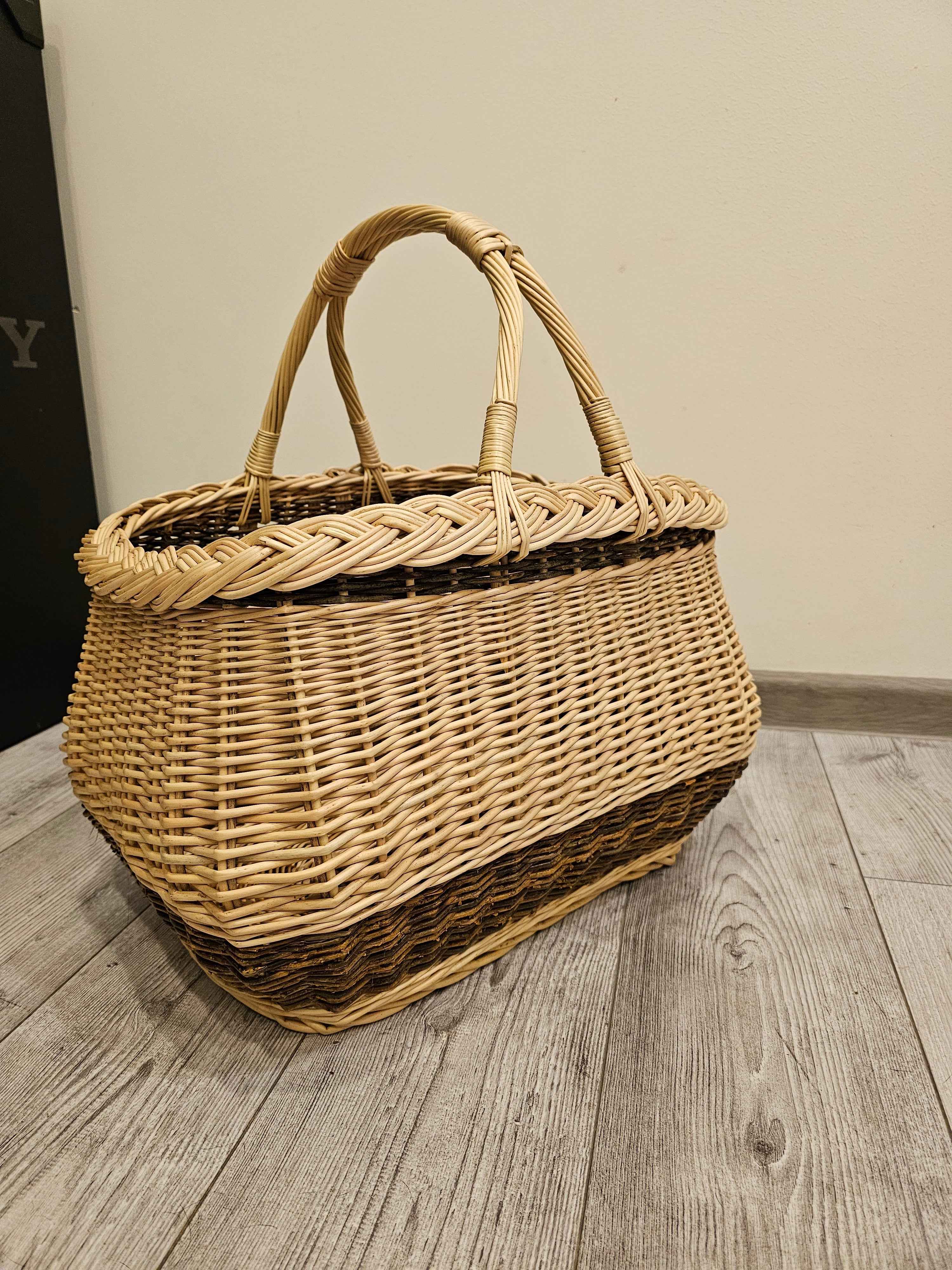 Wicker basket 019r - NaturelyWoven wicker - handmade