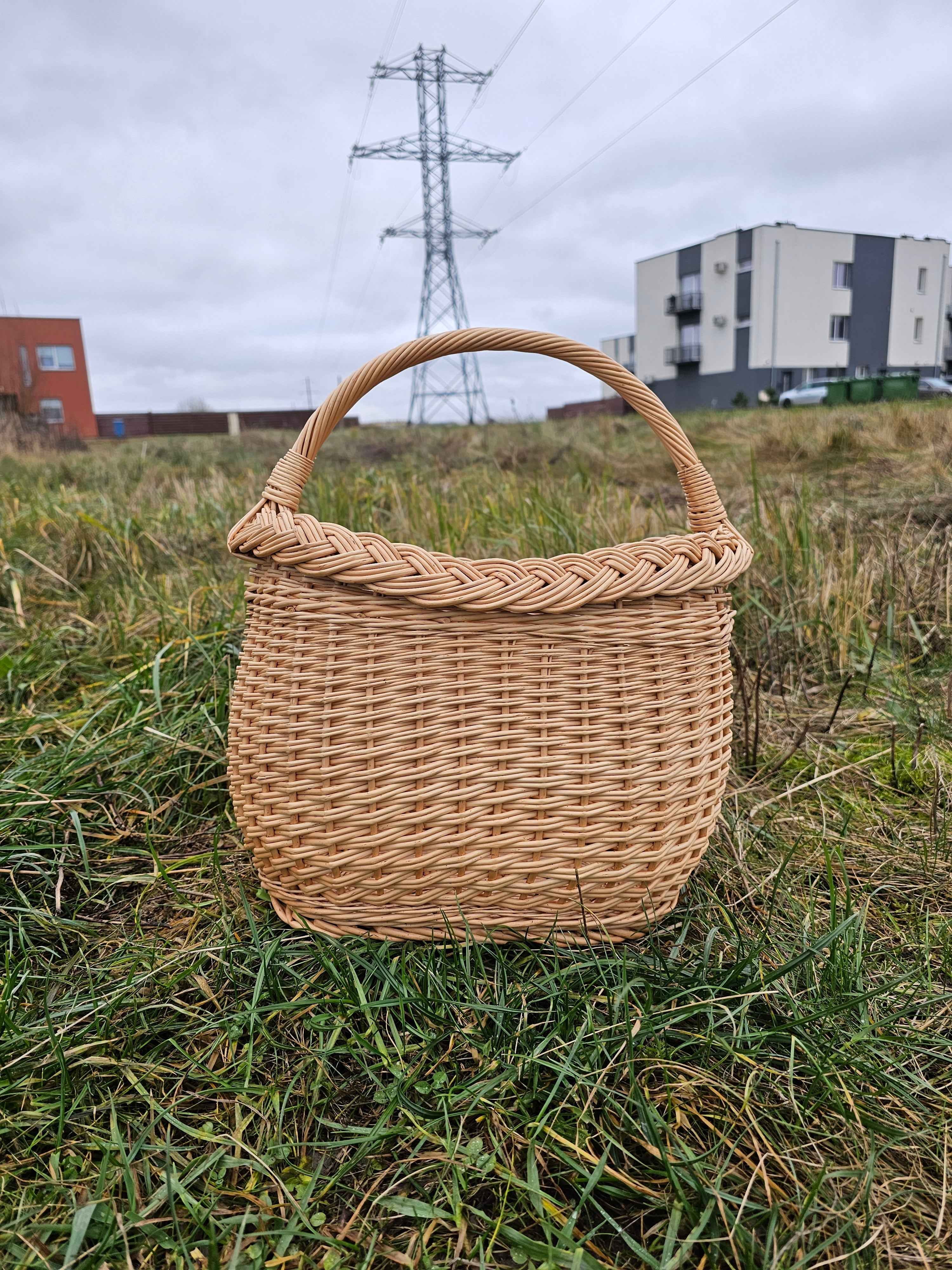 Wicker basket 024r - NaturelyWoven wicker - handmade