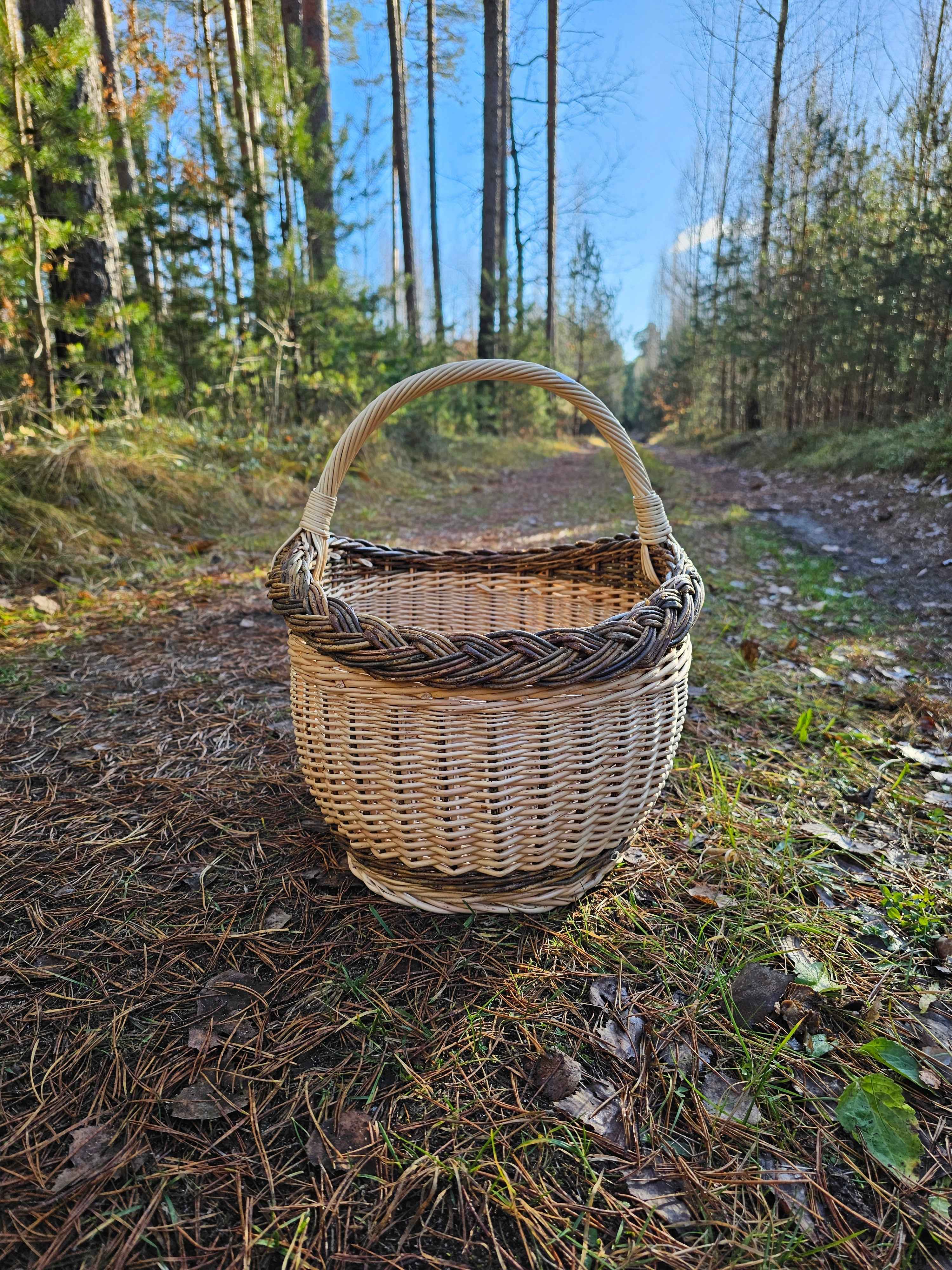 Wicker basket 026r - NaturelyWoven wicker - handmade
