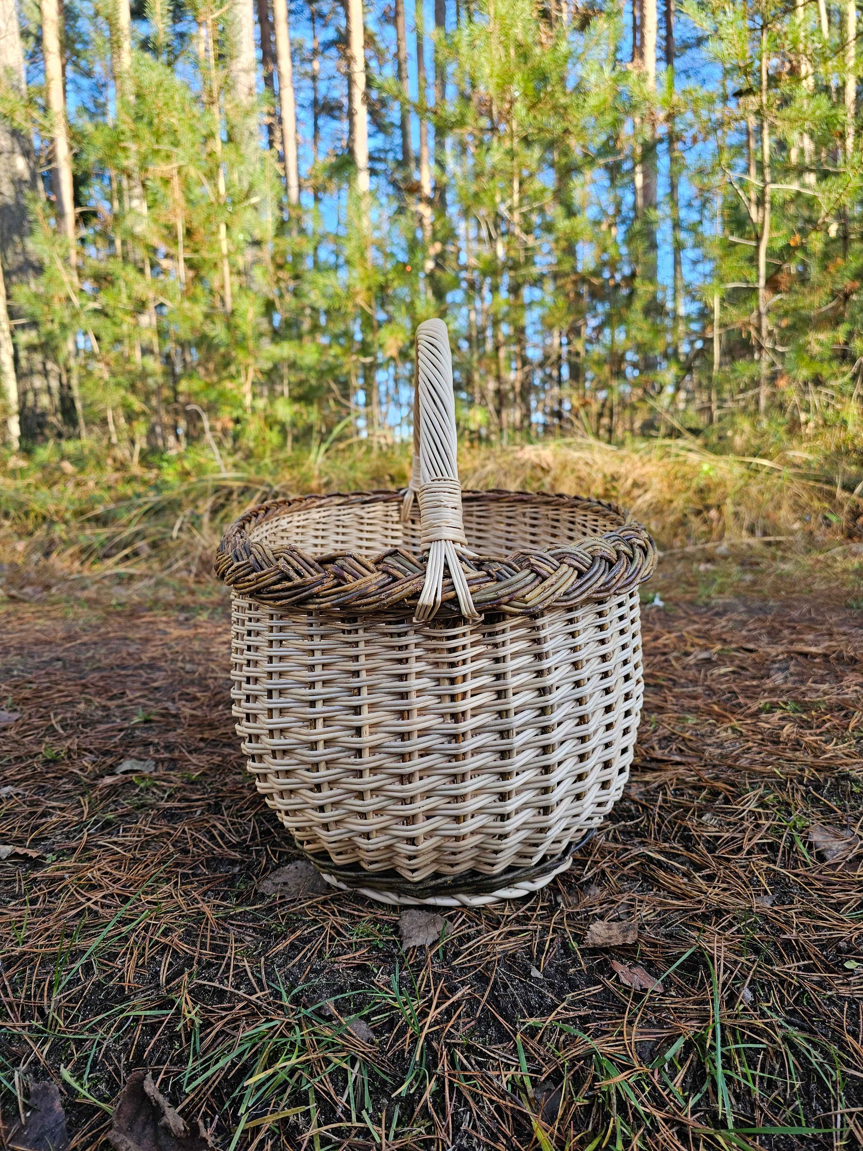 Wicker basket 031r - NaturelyWoven wicker - handmade