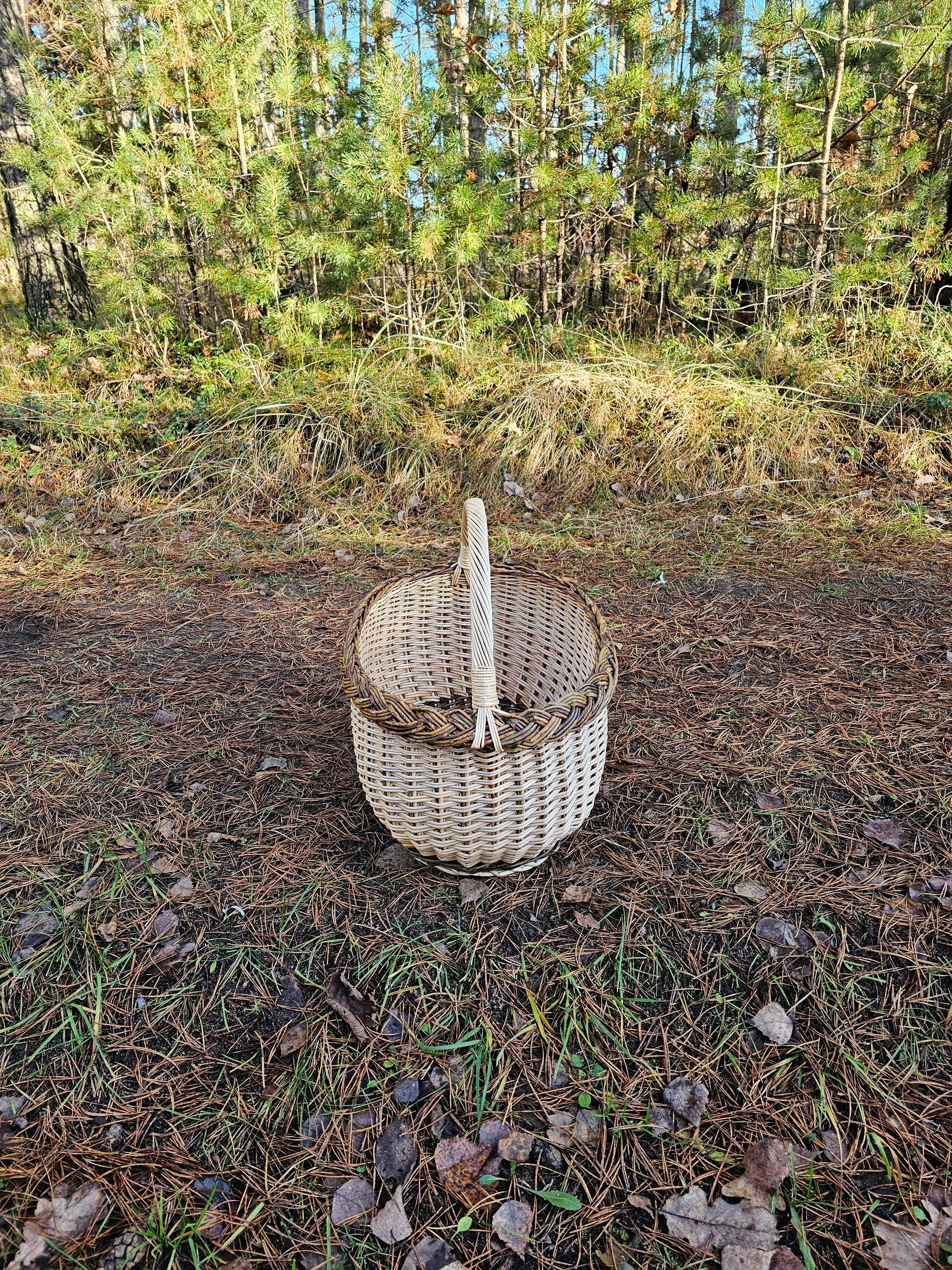 Wicker basket 031r - NaturelyWoven wicker - handmade