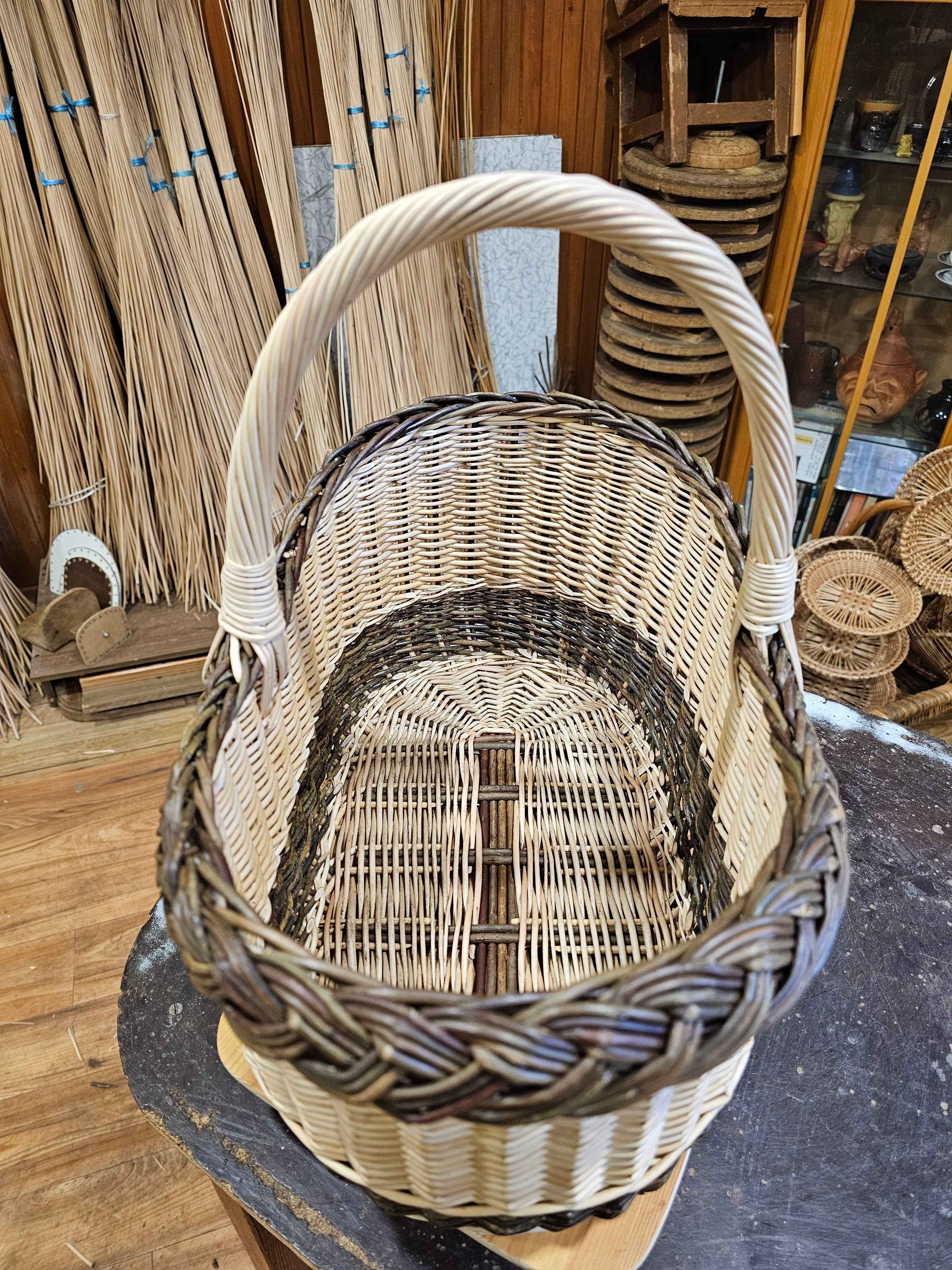 Wicker basket 041r - NaturelyWoven wicker - handmade