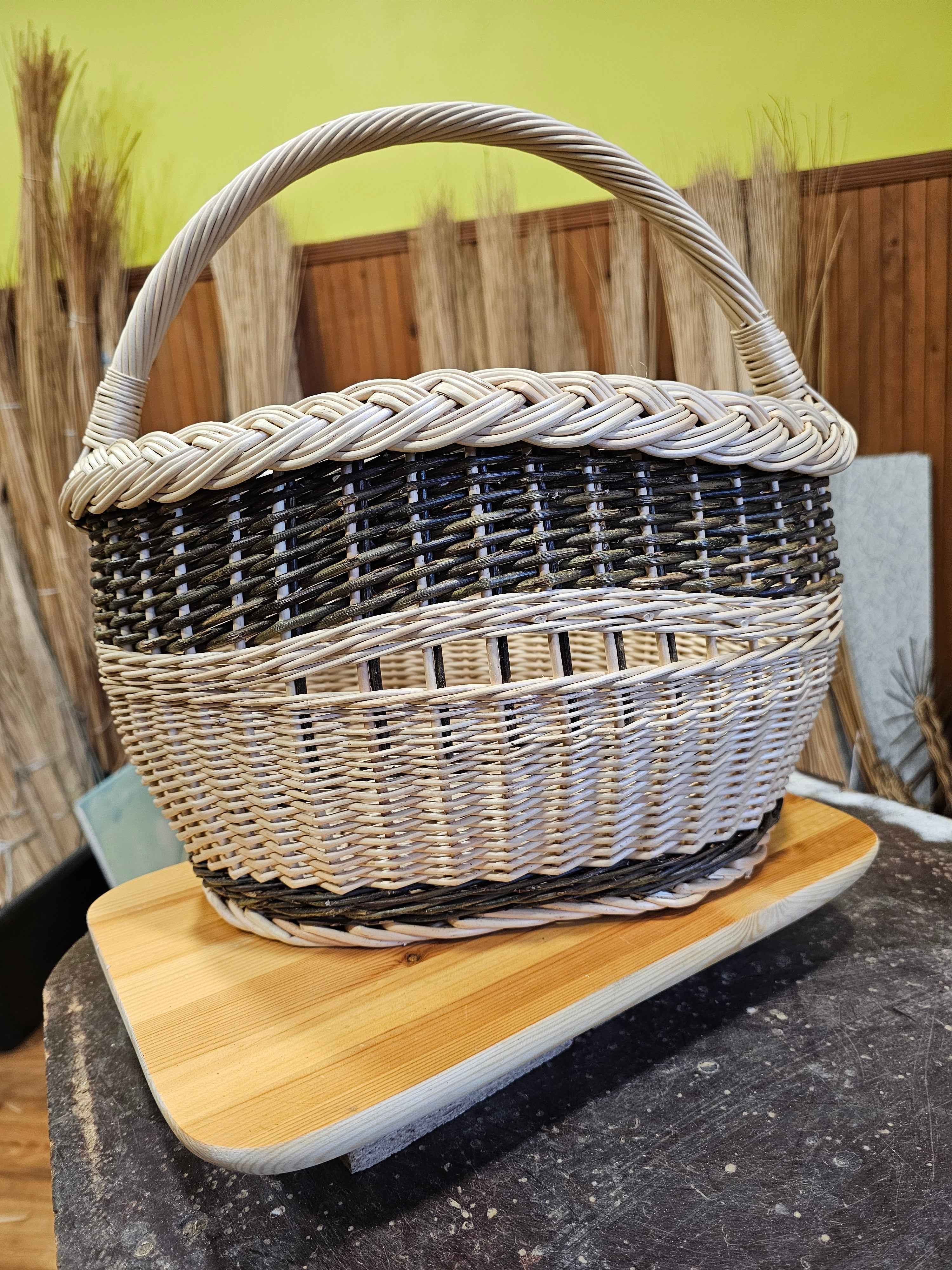 Wicker basket 042r - NaturelyWoven wicker - handmade