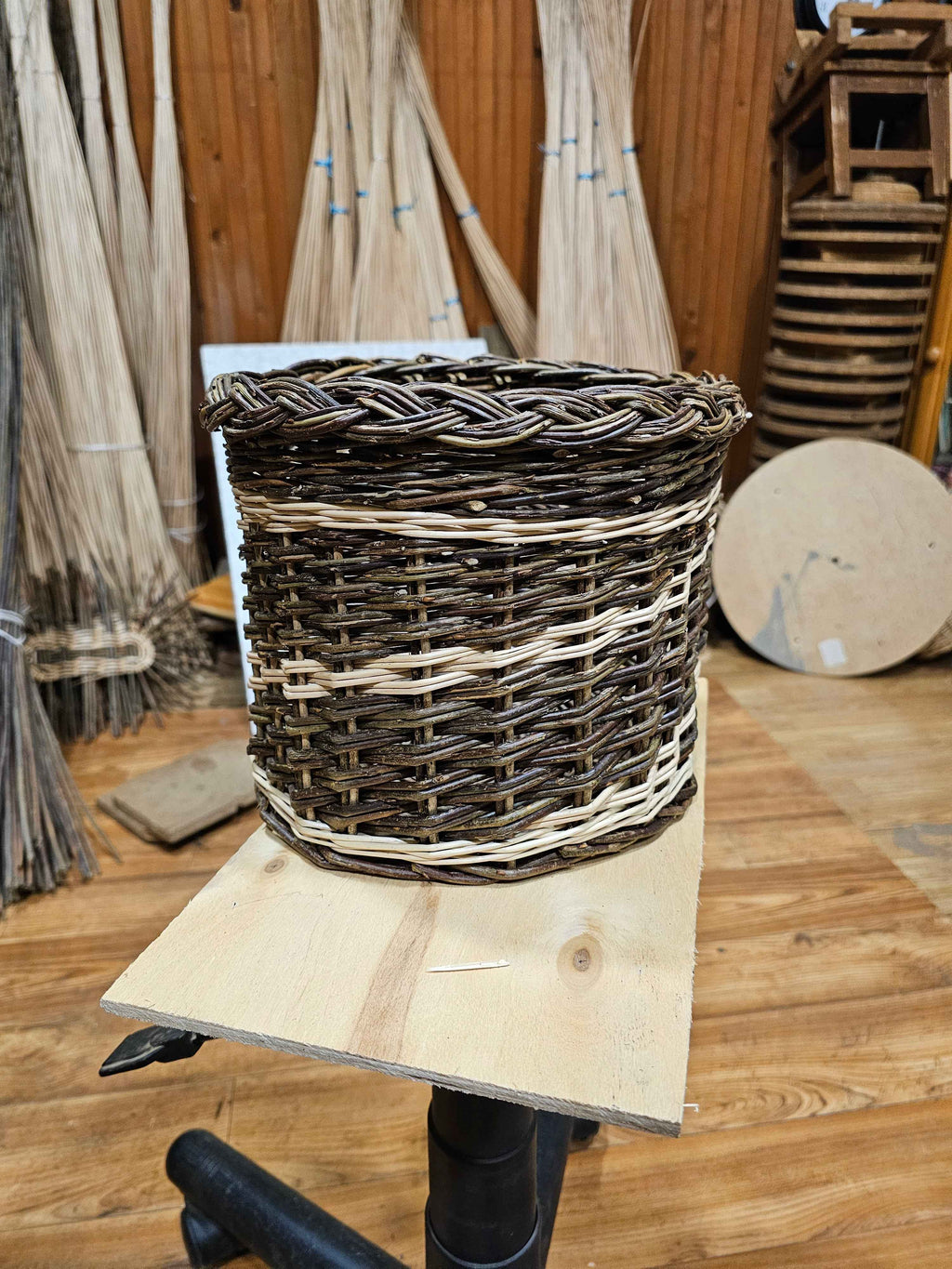 Wicker flower pot 043r - NaturelyWoven wicker - handmade