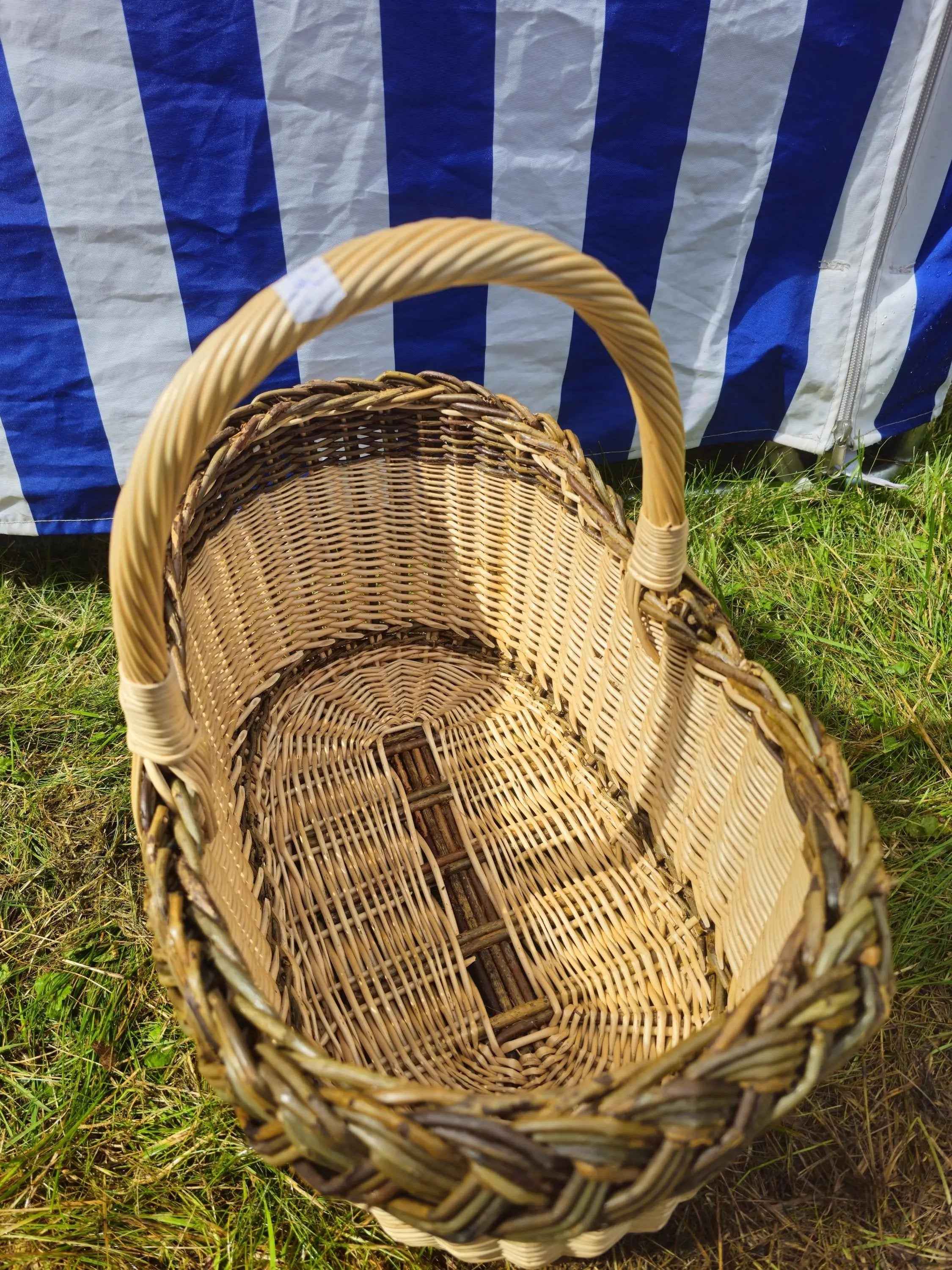 Wicker basket 025r - NaturelyWoven wicker - handmade