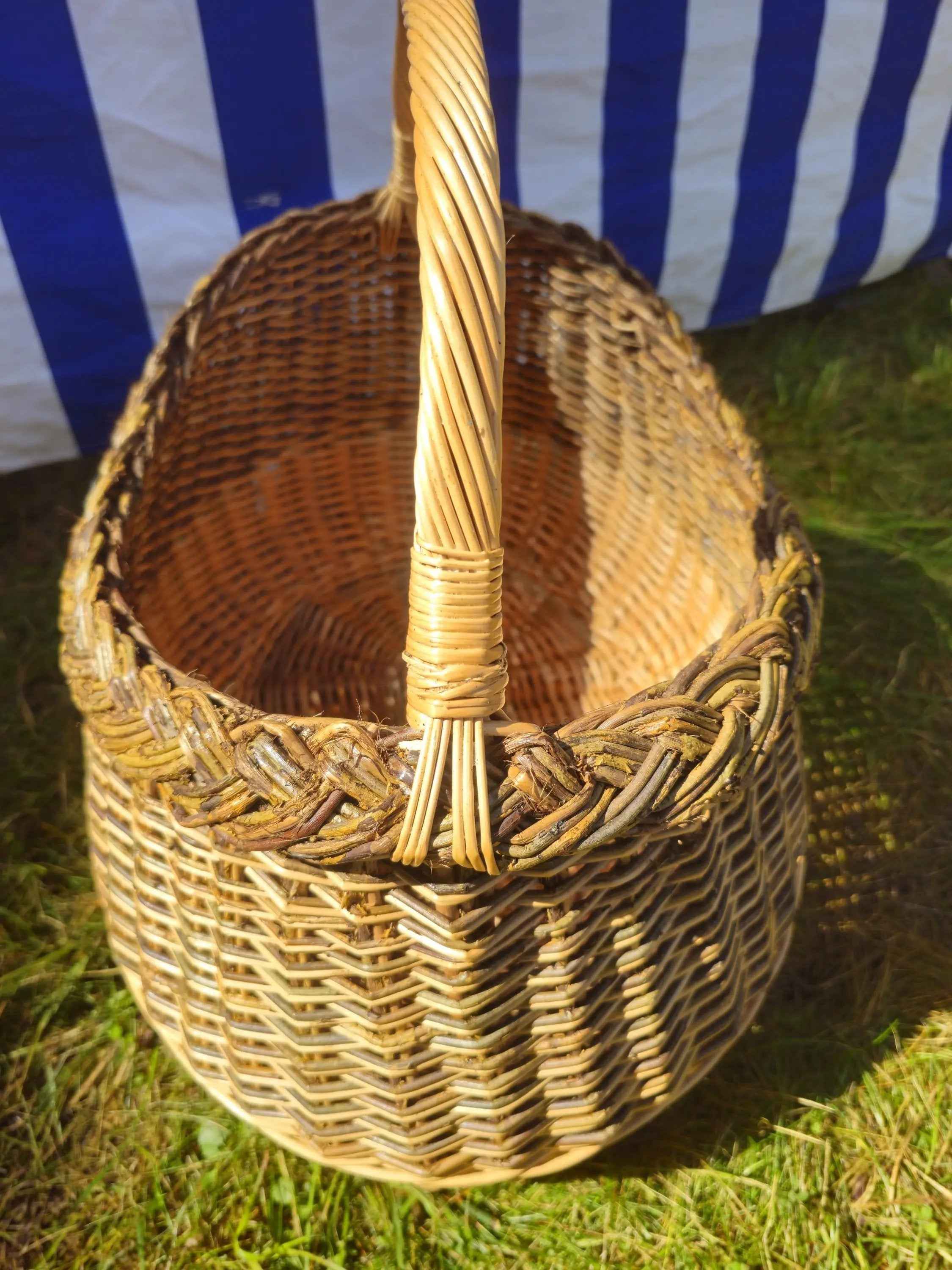 Wicker basket 015r - NaturelyWoven wicker - handmade