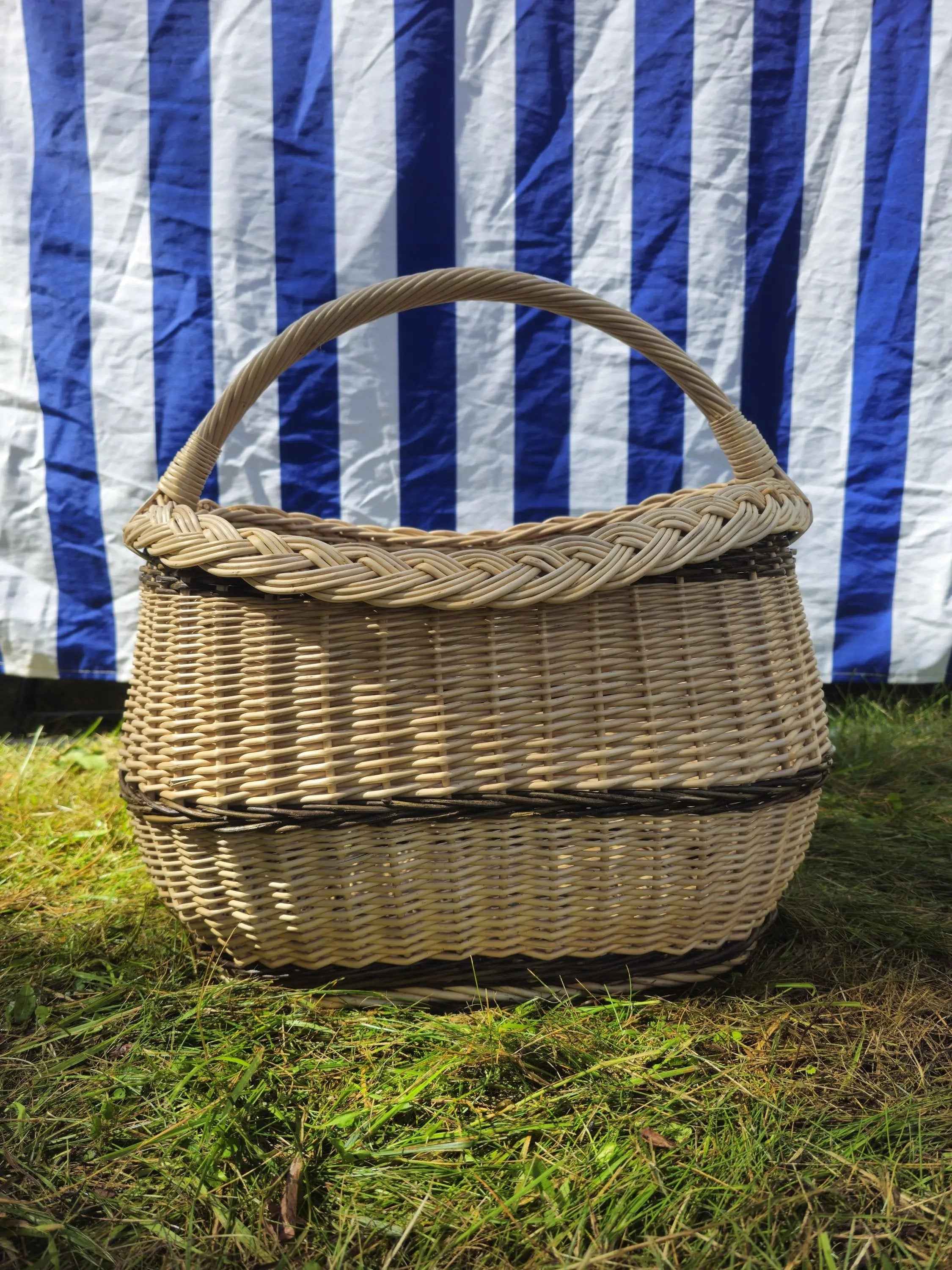 Wicker basket 027r - NaturelyWoven wicker - handmade